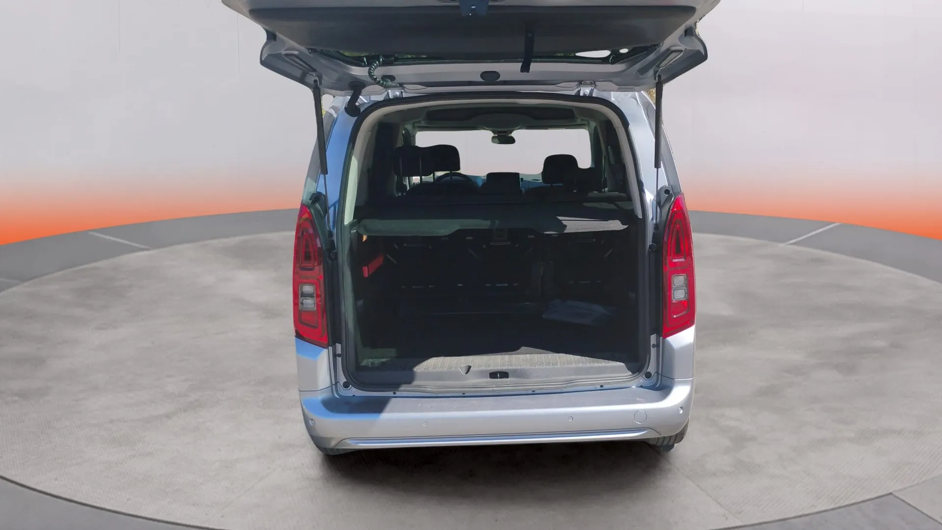 Opel Combo 1.2 T Expression XL - foto 4