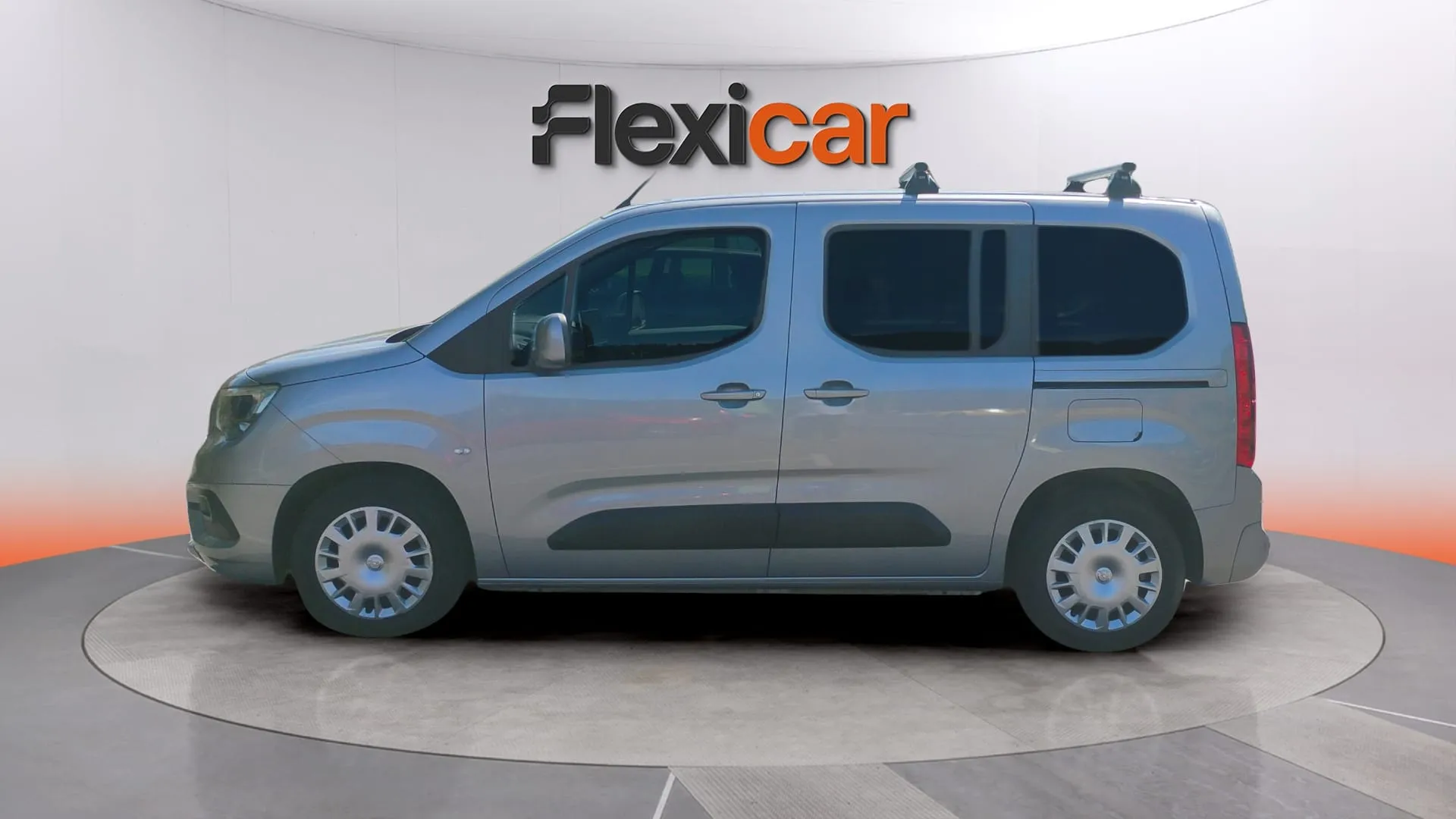 Opel Combo 1.2 T Expression XL - foto 6