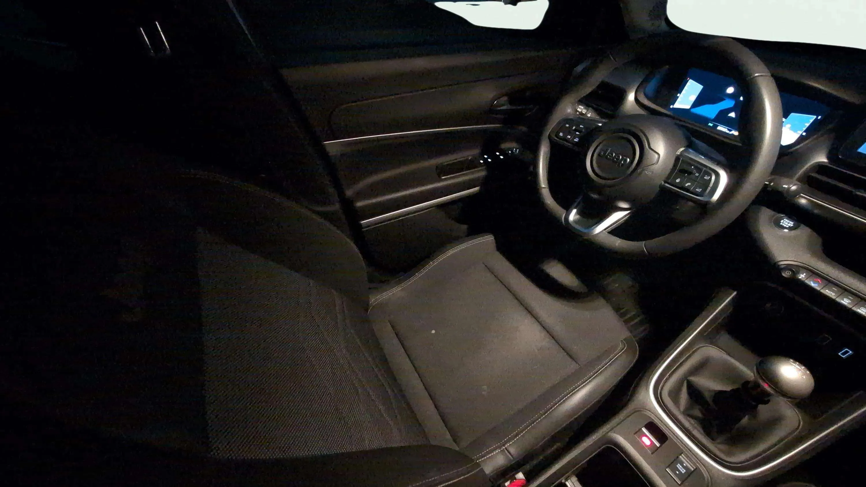 Jeep Avenger 1.2 G Altitude - foto 11