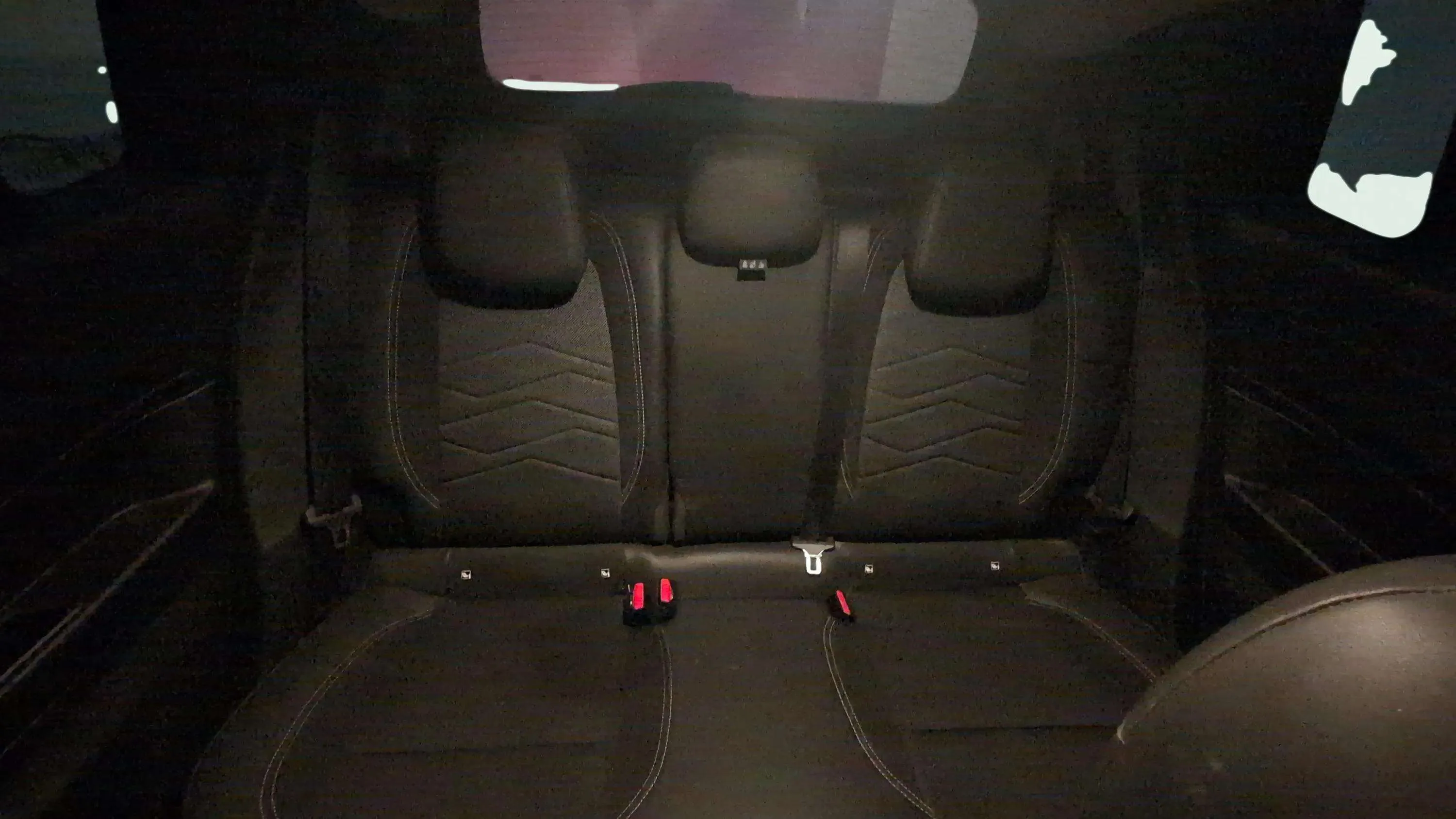 Jeep Avenger 1.2 G Altitude - foto 12