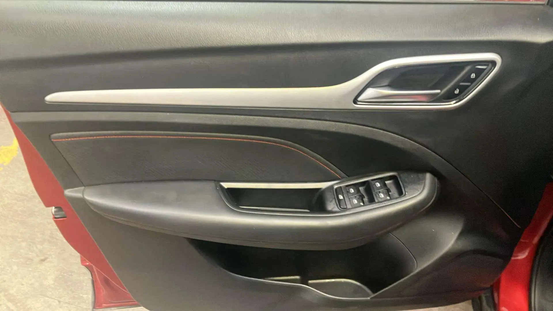 MG ZS 1.5 Luxury - foto 11