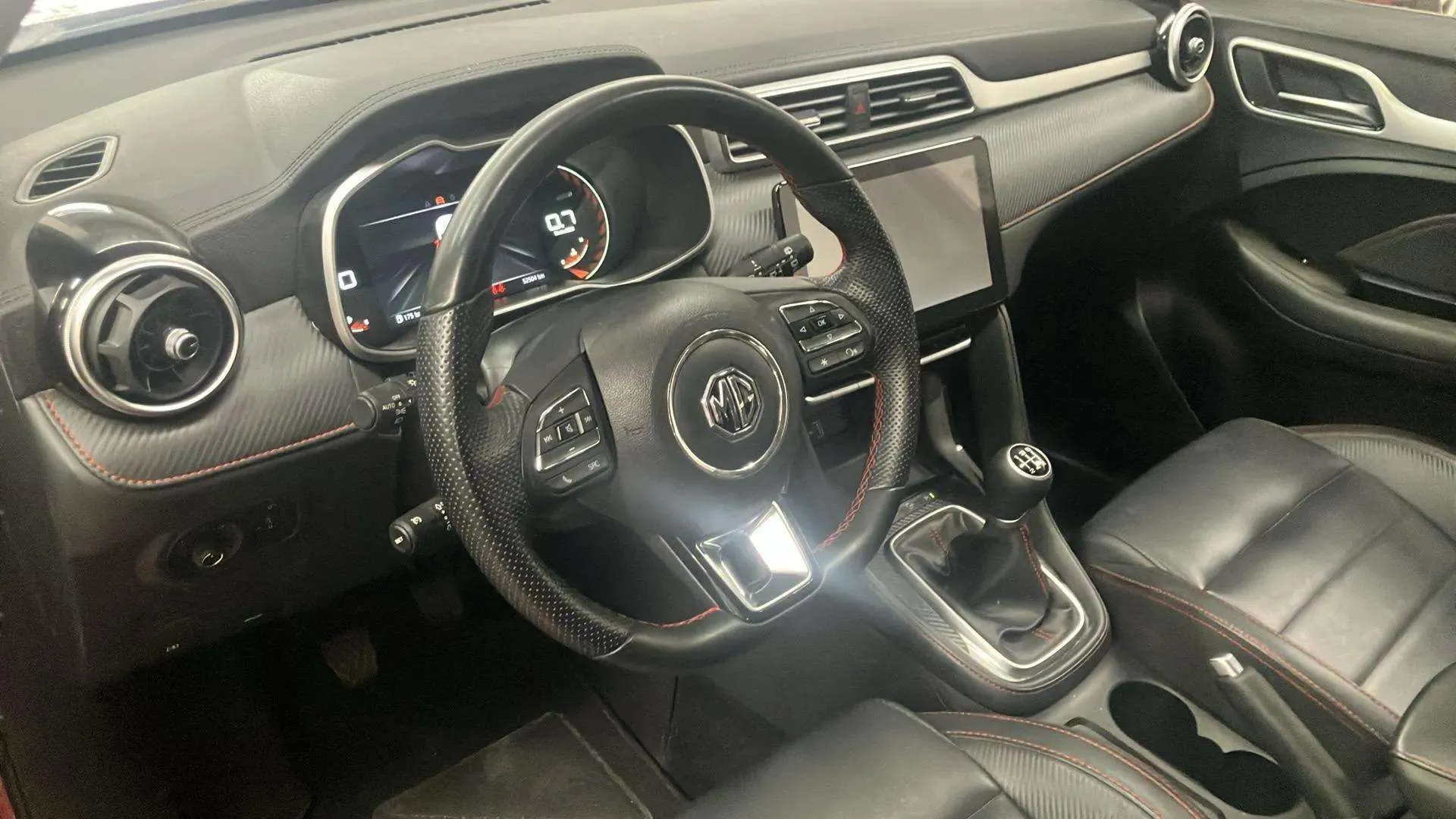MG ZS 1.5 Luxury - foto 6