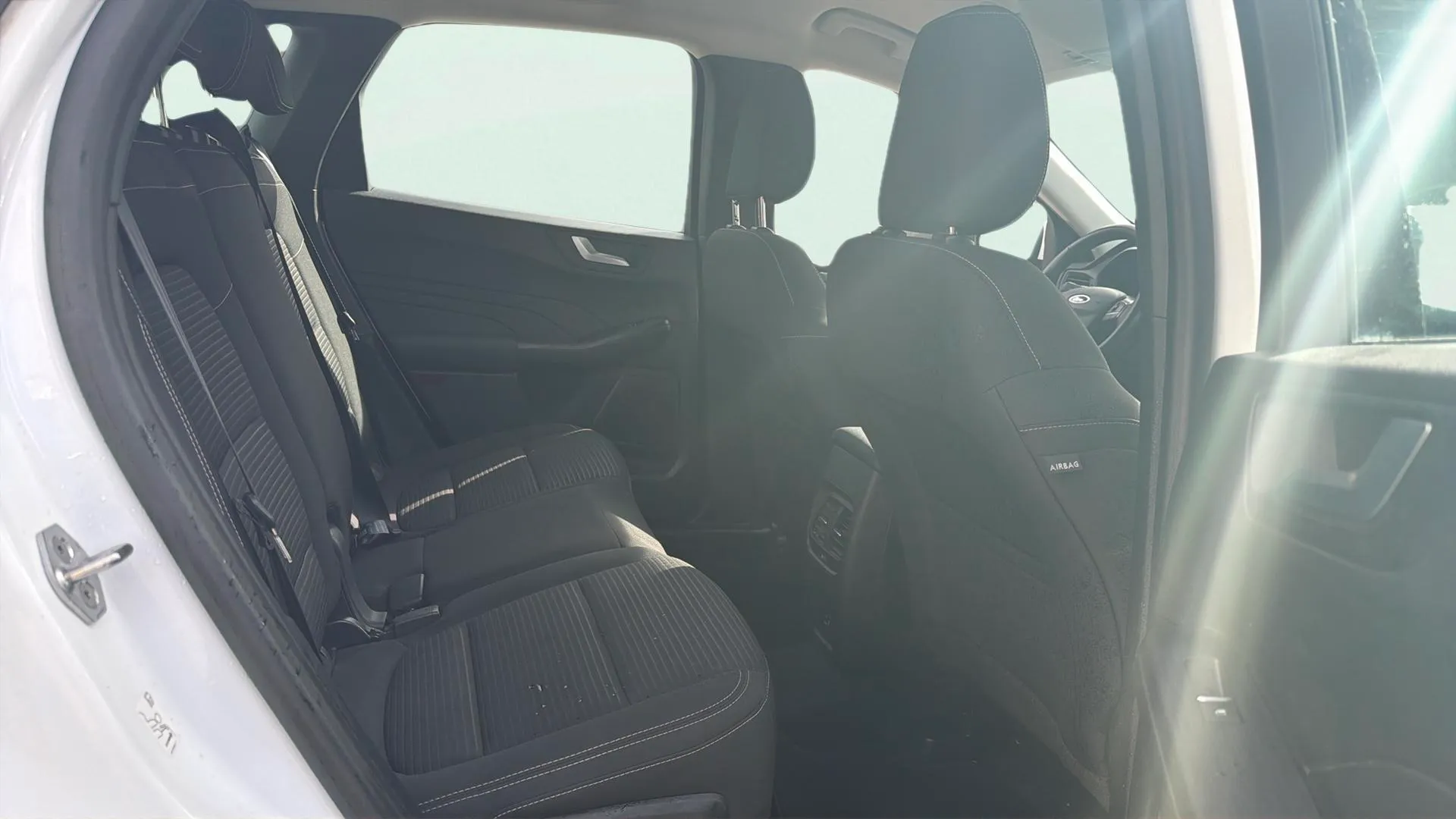 Ford Kuga ST-Line 2.5 Duratec Fhev 4x4 - foto 24