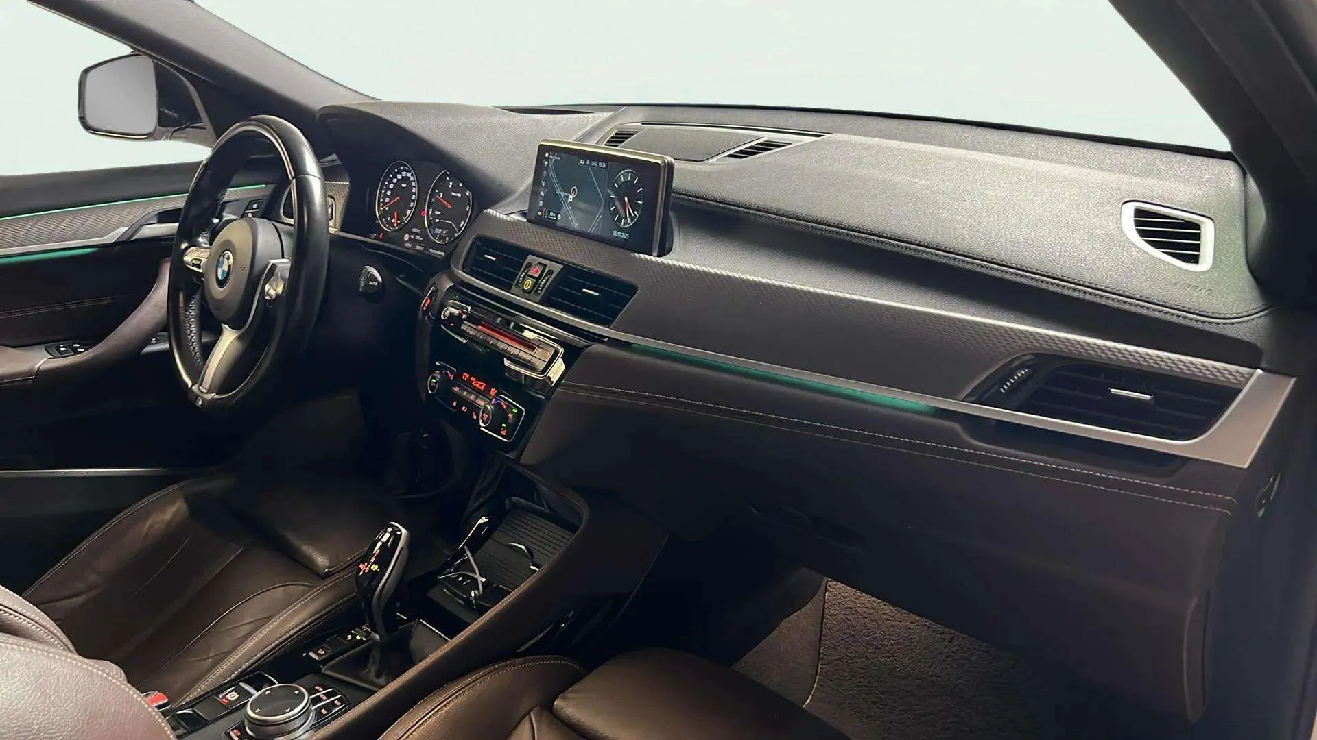 BMW X2 xDrive20dA - foto 11