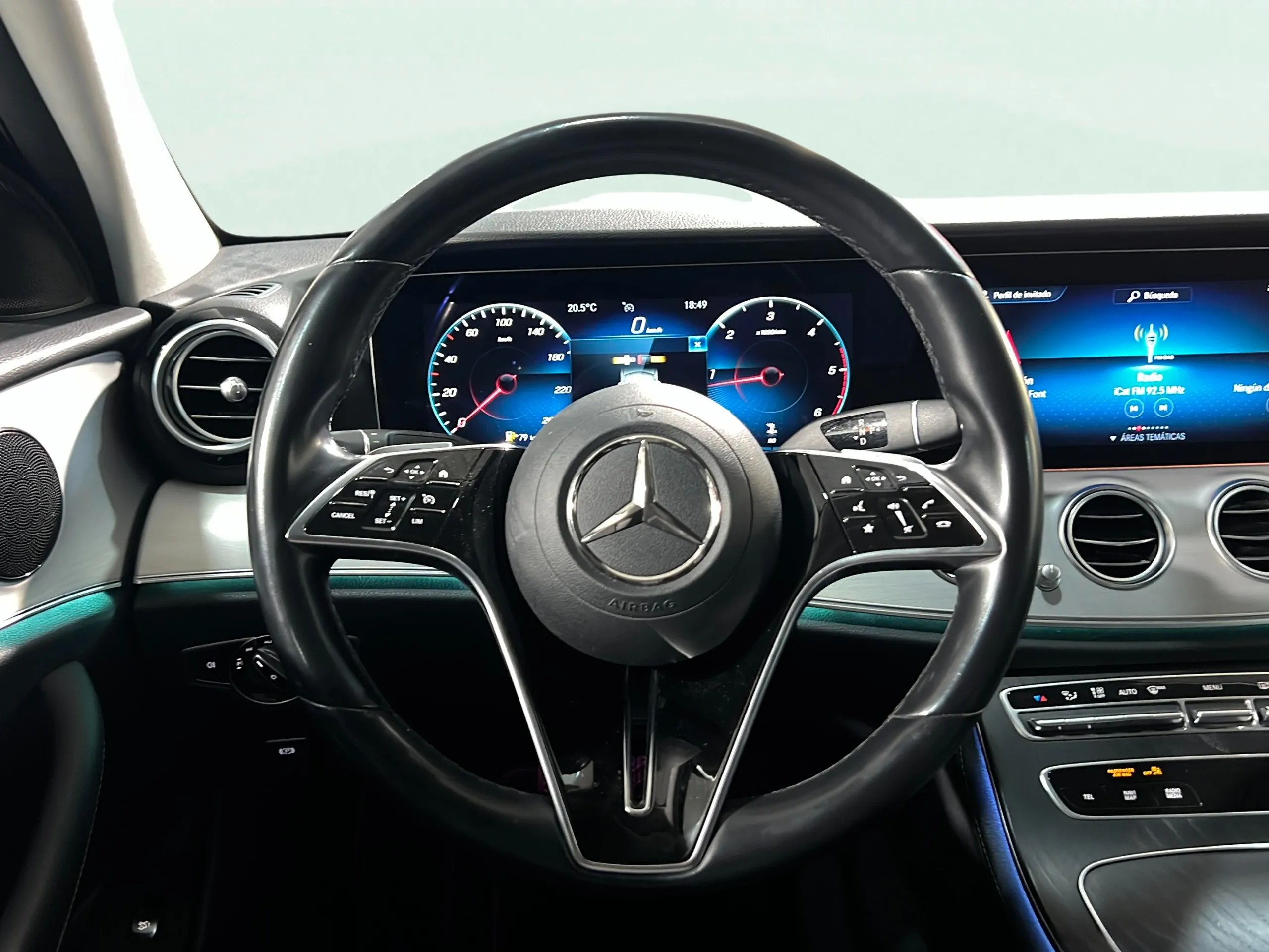 Mercedes-Benz Clase E E 220 d - foto 7