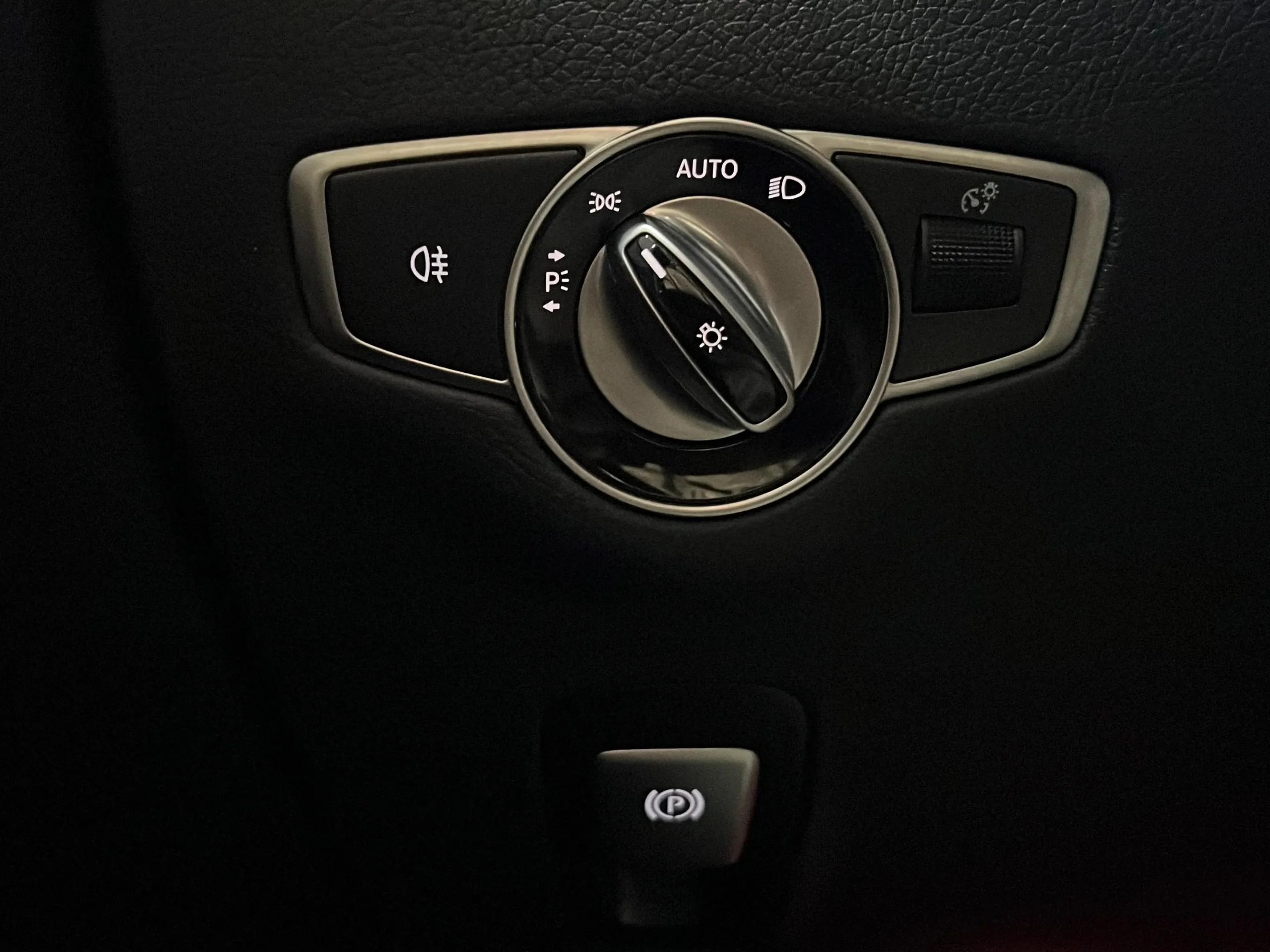 Mercedes-Benz Clase E E 220 d - foto 16
