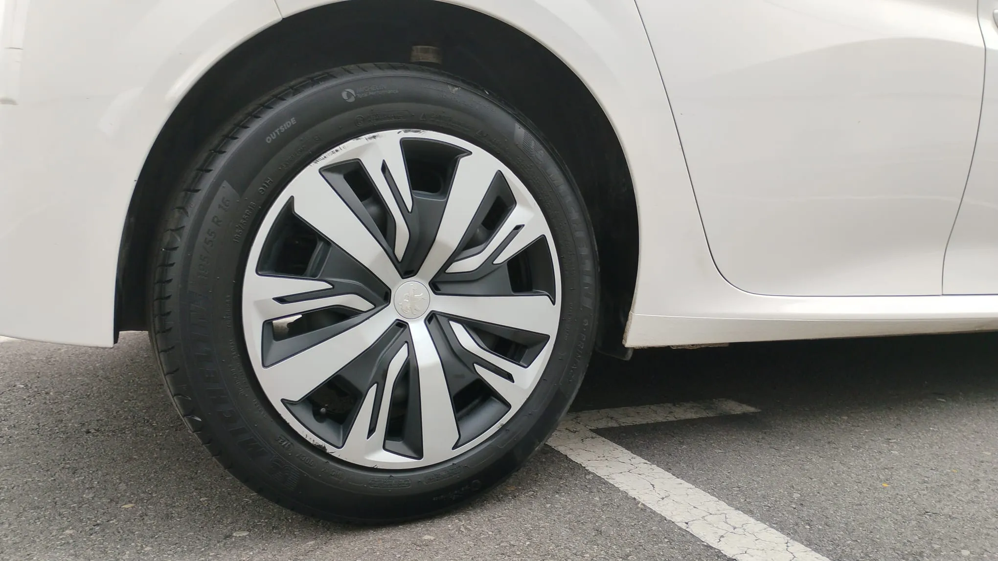 Peugeot 208 PureTech Active Pack - foto 18