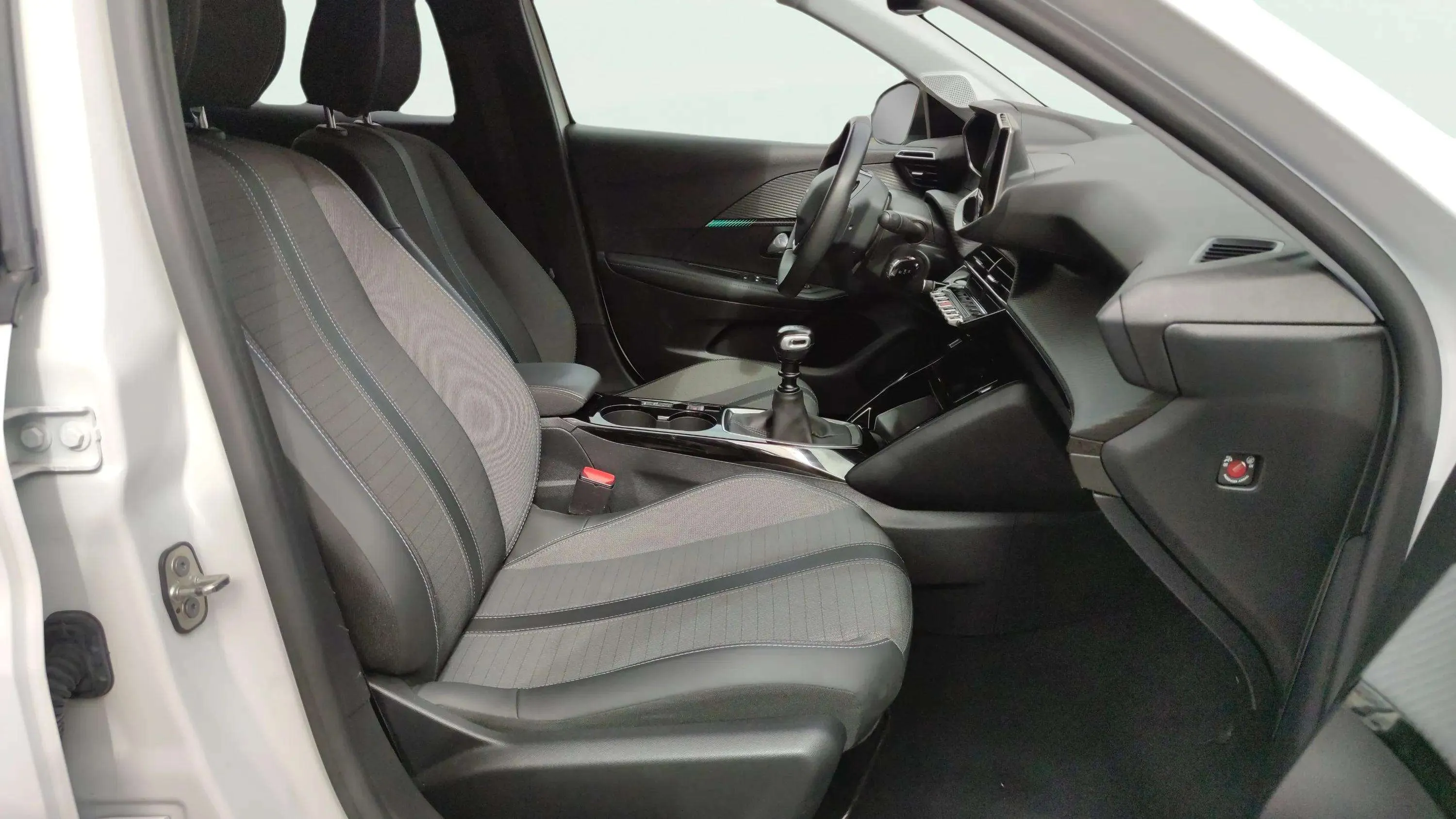 Peugeot 208 PureTech Allure - foto 15