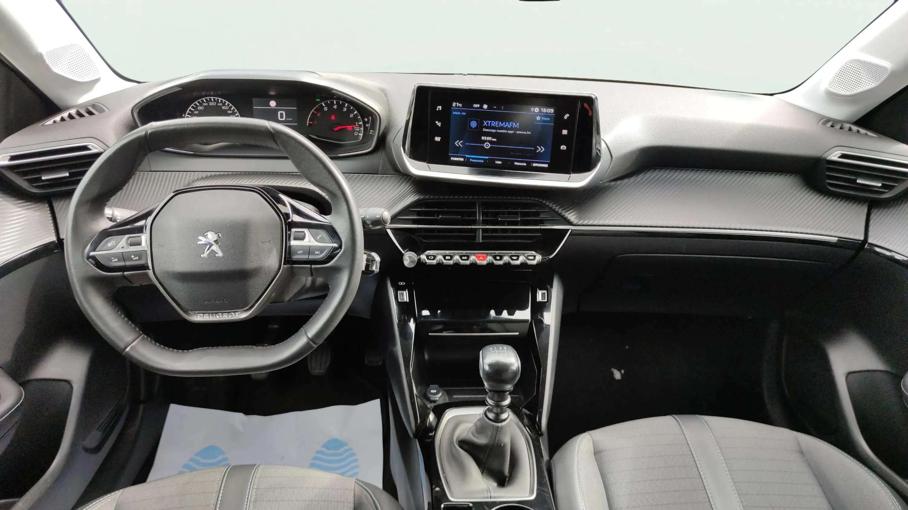 Peugeot 208 PureTech Allure - foto 10