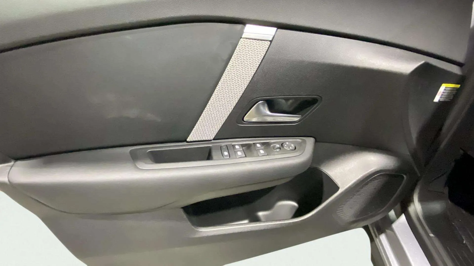 Citroën C4 Gasolina 130 EAT8 Max - foto 17