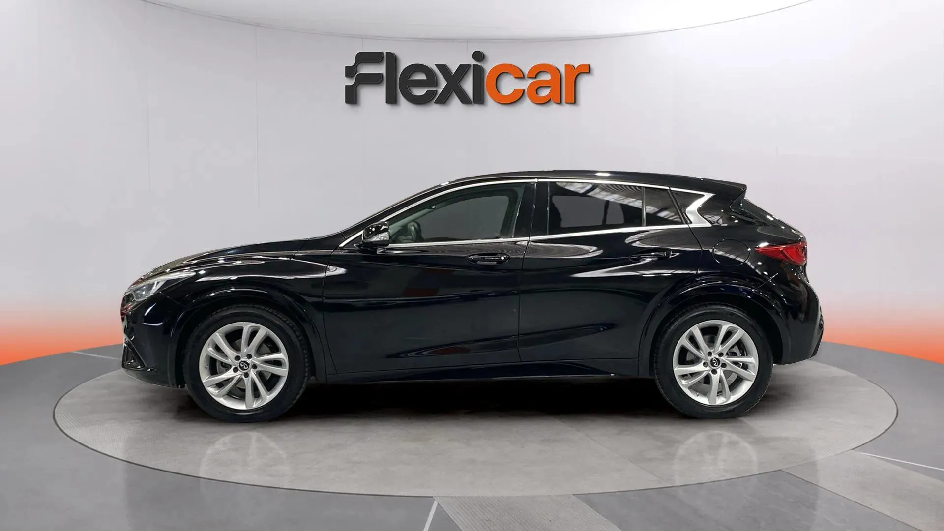 Infiniti Q30 1.5D Premium - foto 5