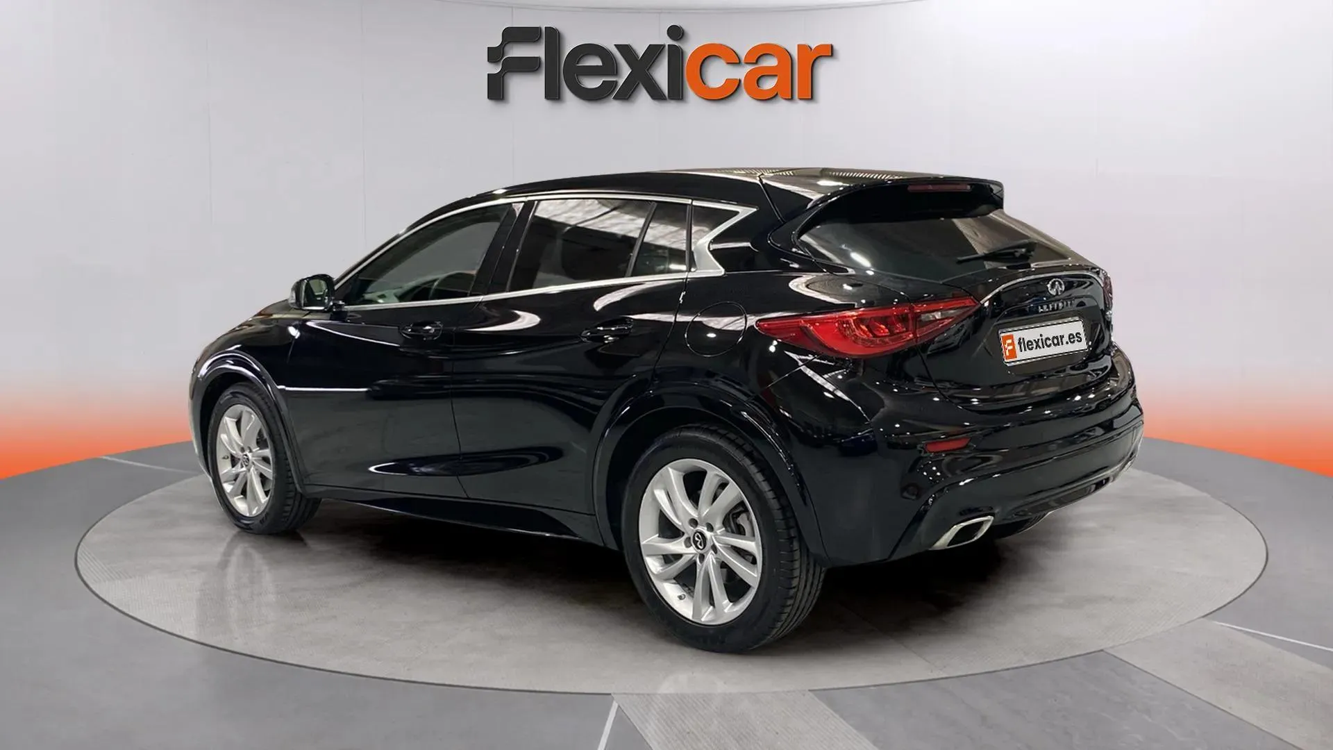 Infiniti Q30 1.5D Premium - foto 6