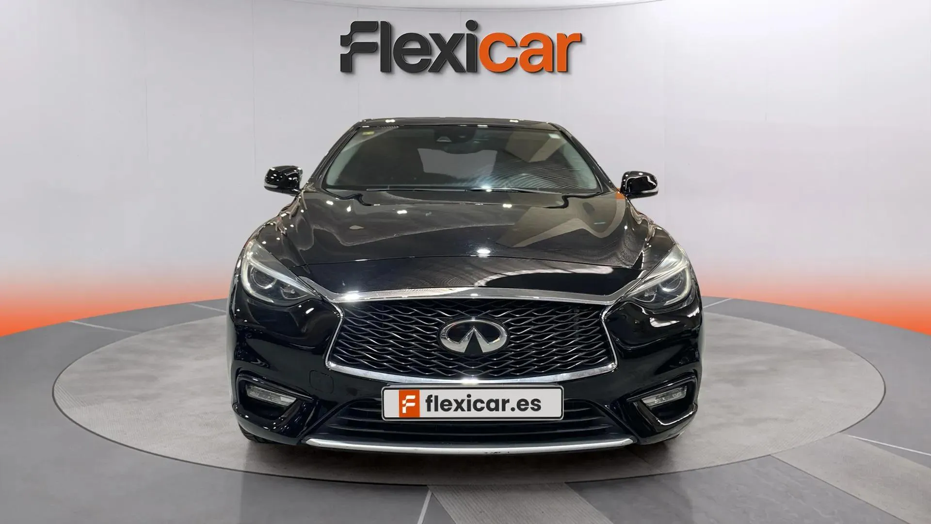 Infiniti Q30 1.5D Premium - foto 2