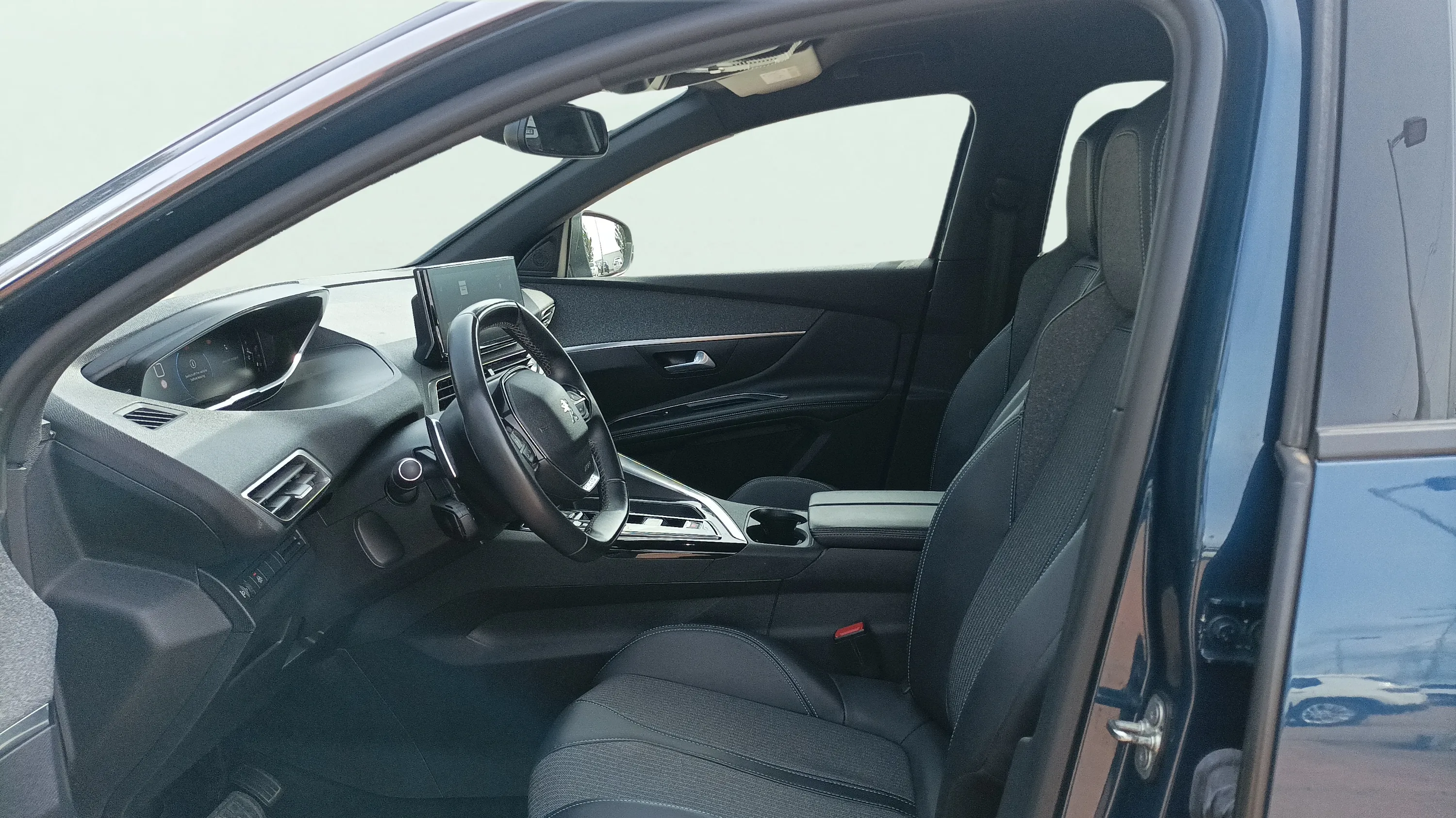 Peugeot 3008 1.2 PureTech Allure Pack EAT8 - foto 14
