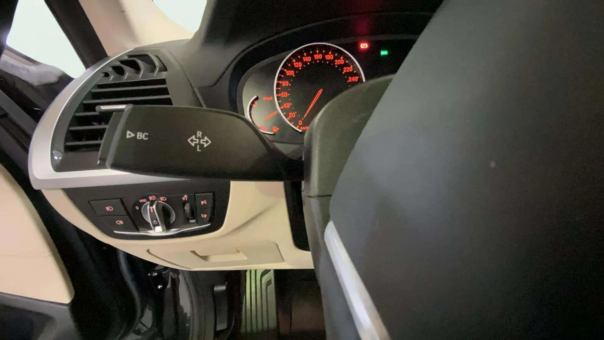 BMW X3 xDrive20d - foto 14