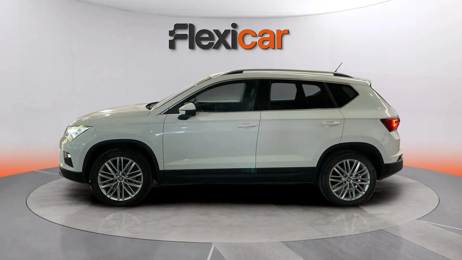 SEAT Ateca 2.0 TDI DSG 4Dr Xcel - foto 4