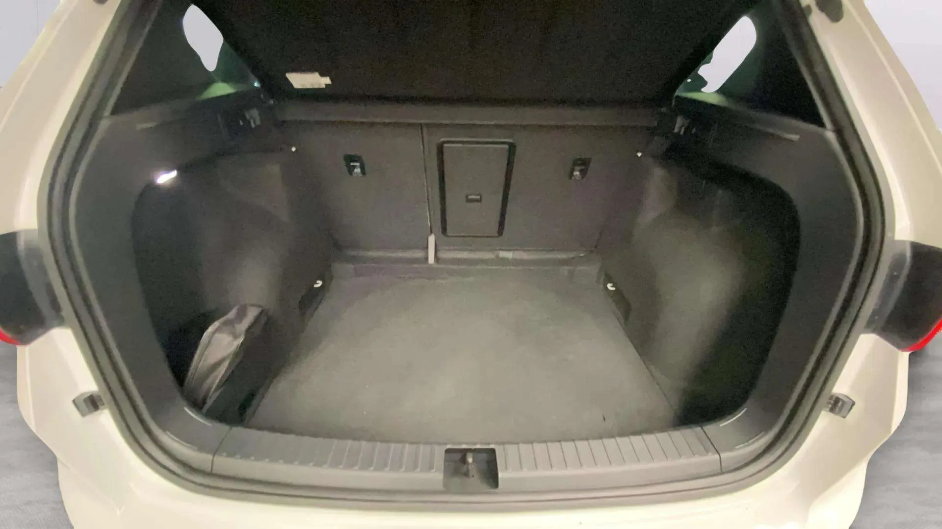SEAT Ateca 2.0 TDI DSG 4Dr Xcel - foto 27