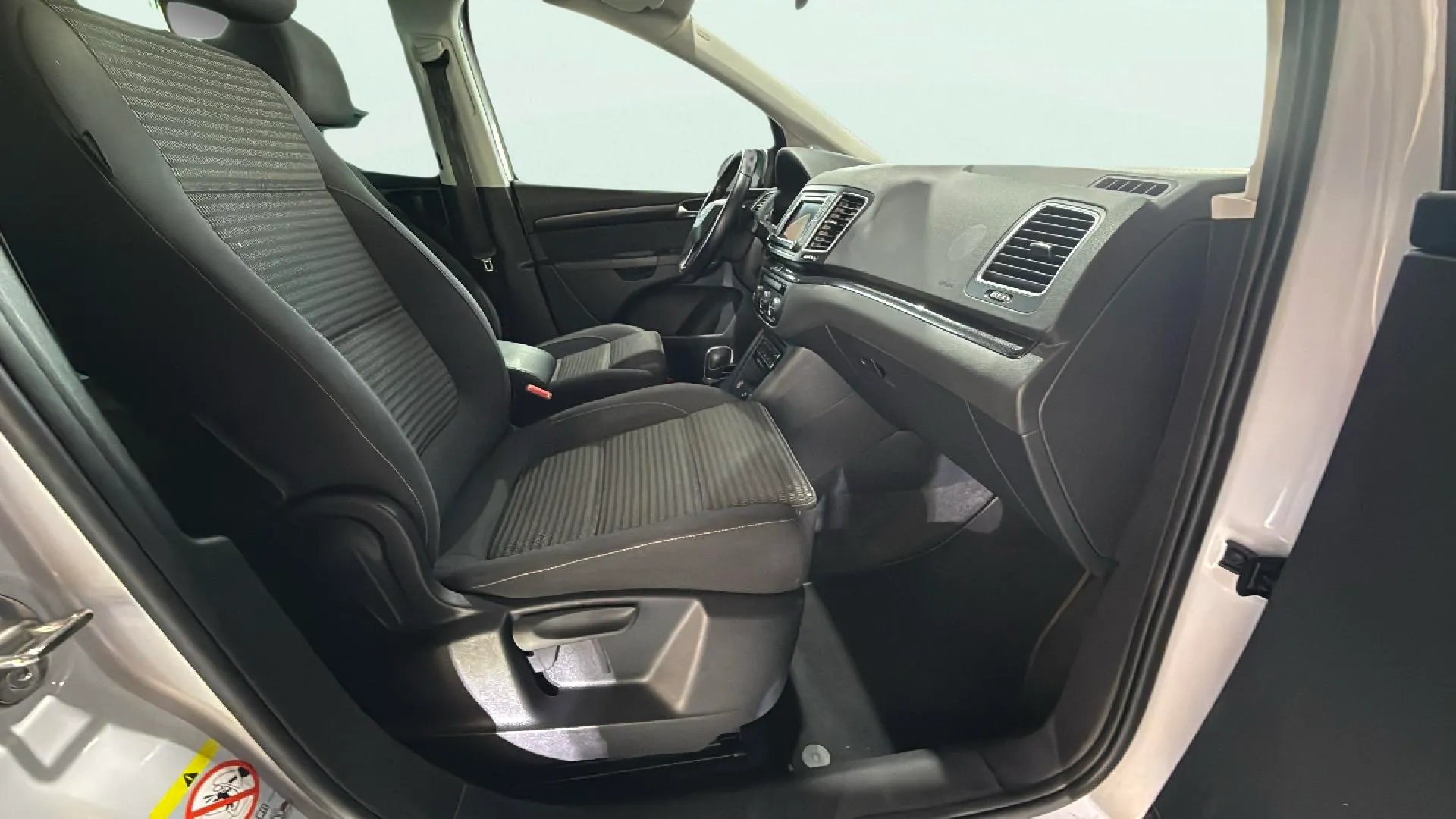 SEAT Alhambra 1.4 TSI DSG Xcellence - foto 14