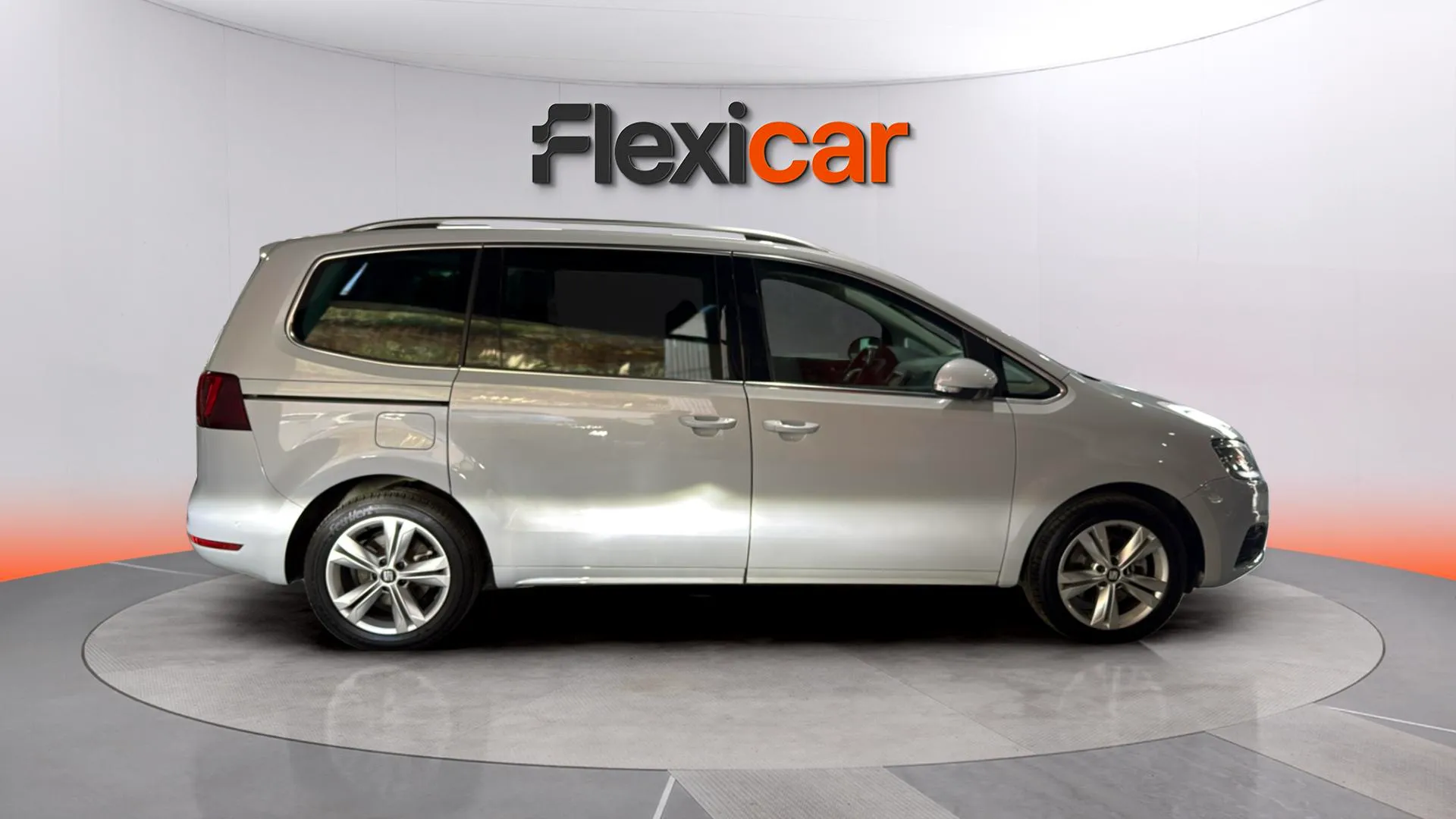 SEAT Alhambra 1.4 TSI DSG Xcellence - foto 8