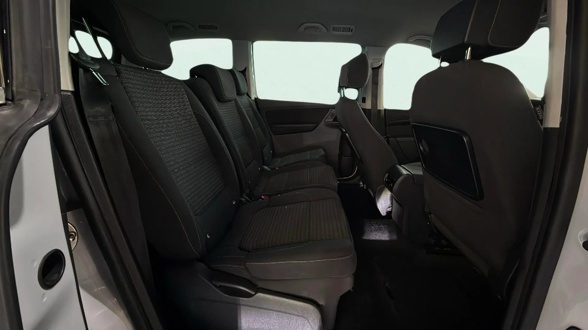 SEAT Alhambra 1.4 TSI DSG Xcellence - foto 13