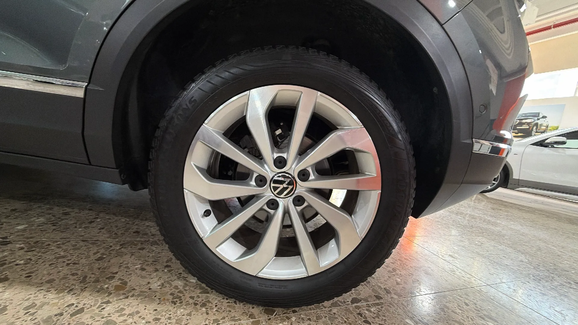Volkswagen T-Roc 1.0 TSI - foto 11