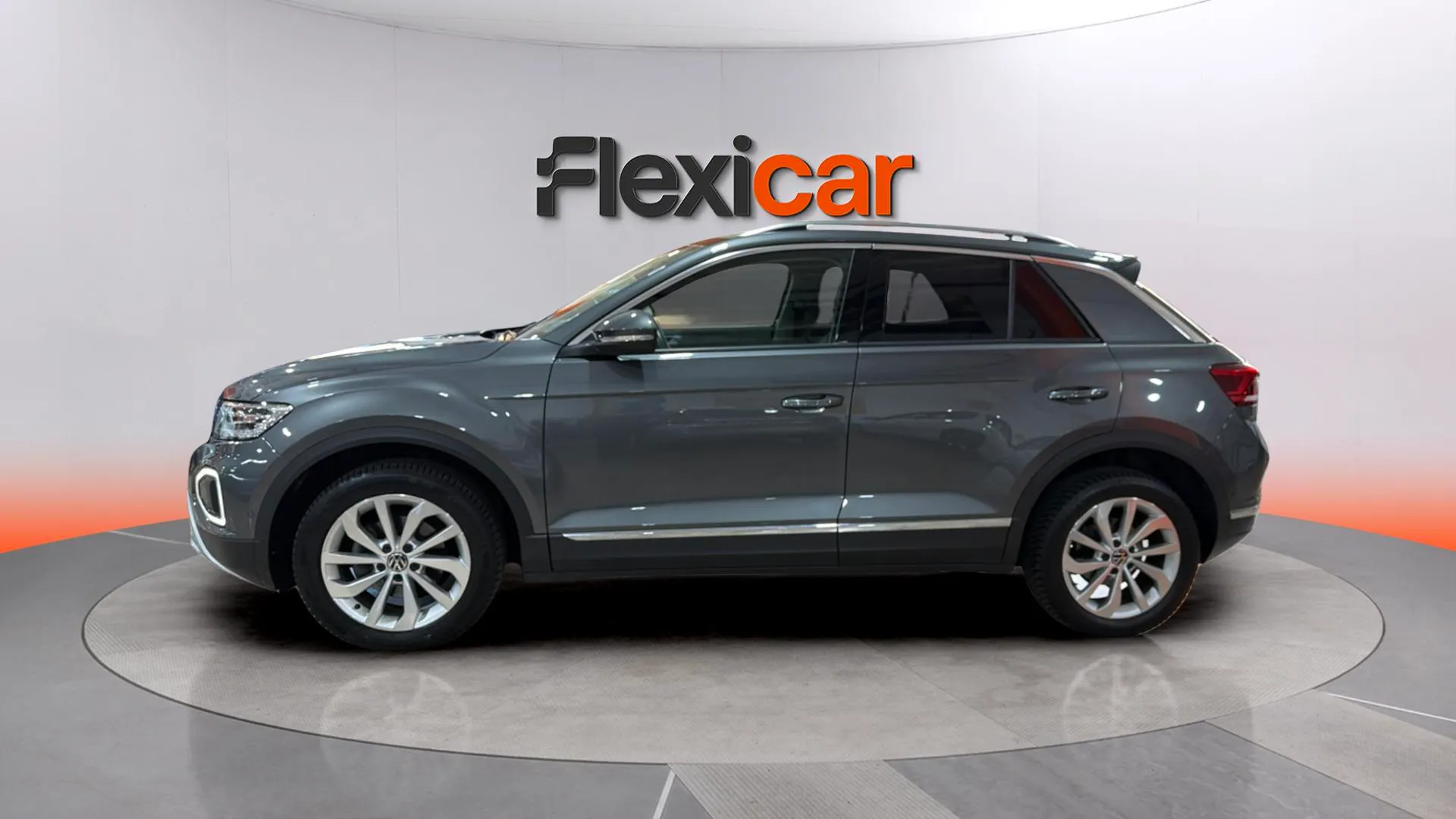 Volkswagen T-Roc 1.0 TSI - foto 6