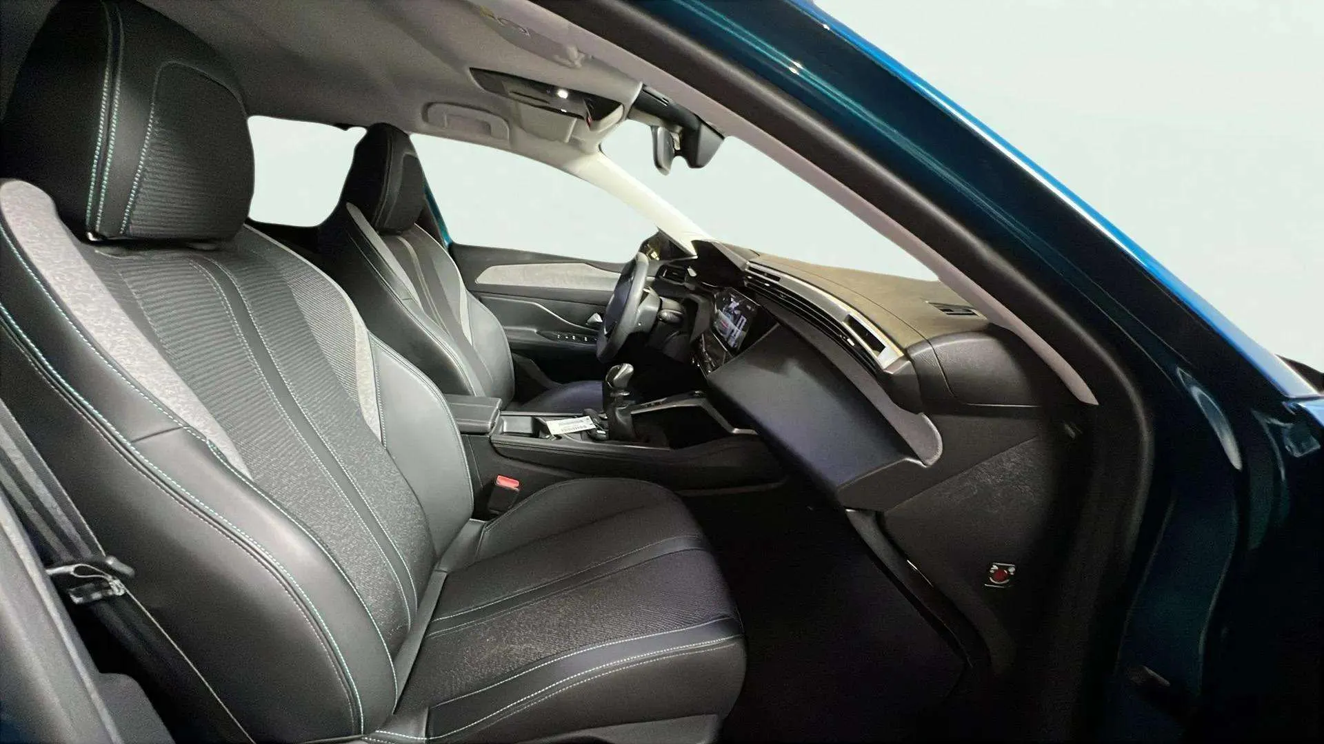 Peugeot 308 Allure PureTech 130 - foto 16