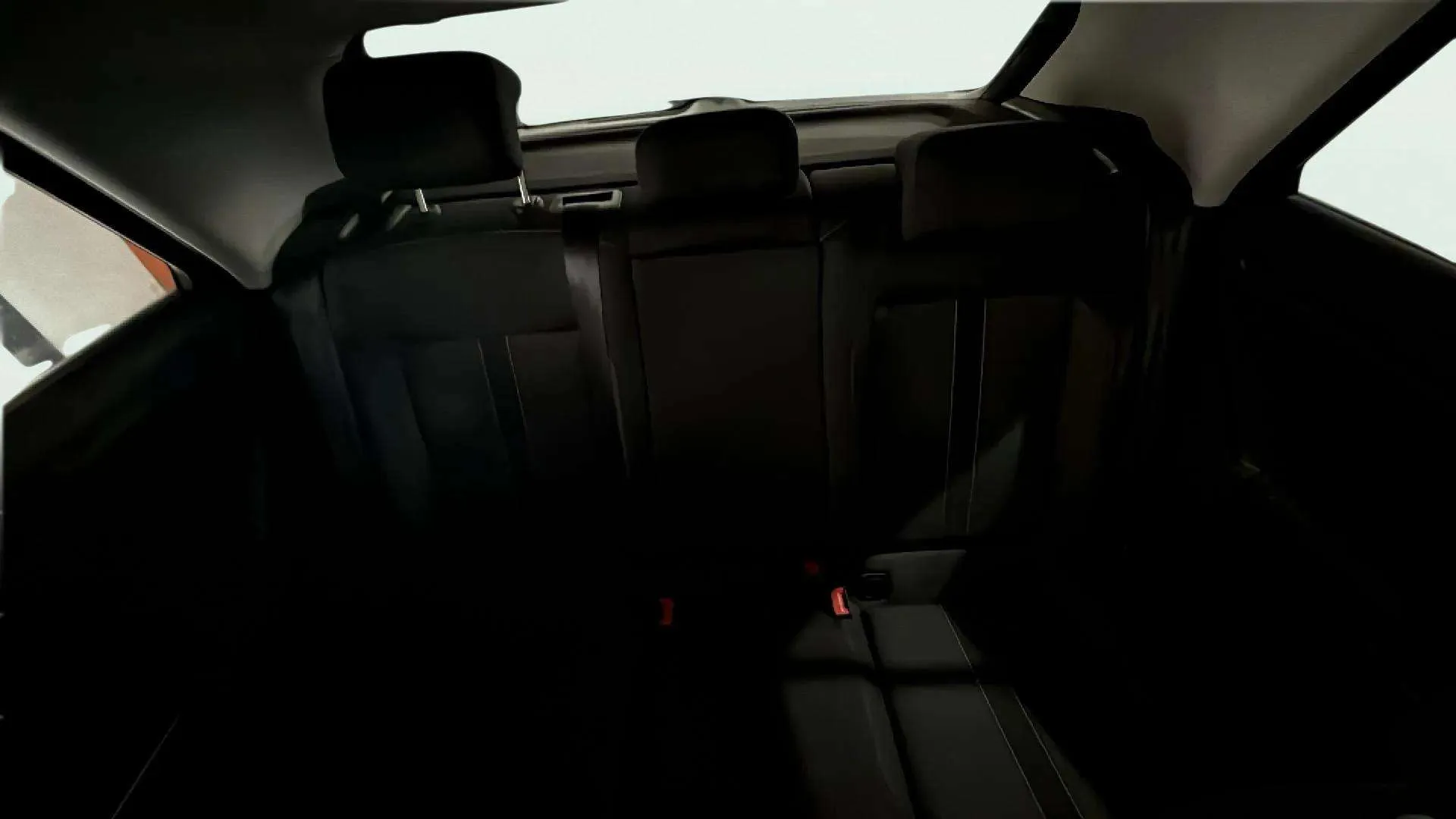 Volkswagen T-Roc 1.0 TSI - foto 21