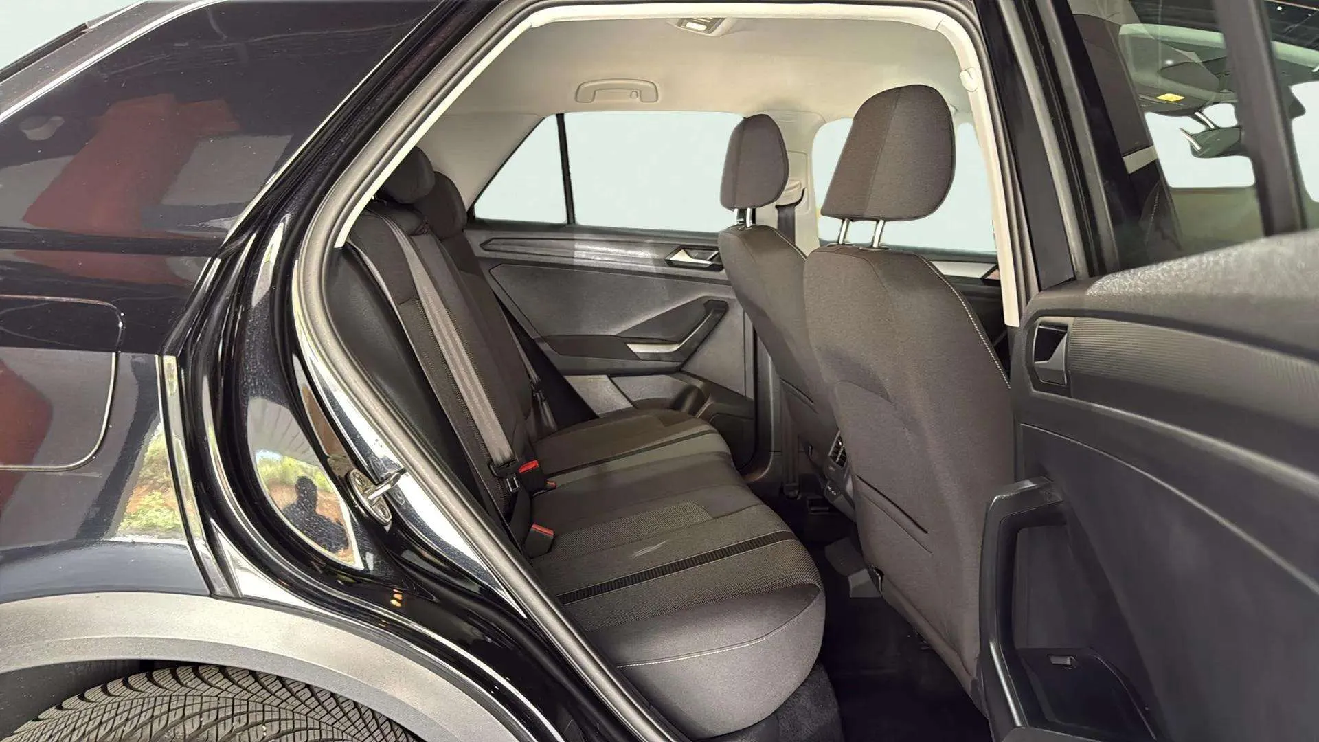 Volkswagen T-Roc 1.0 TSI - foto 20