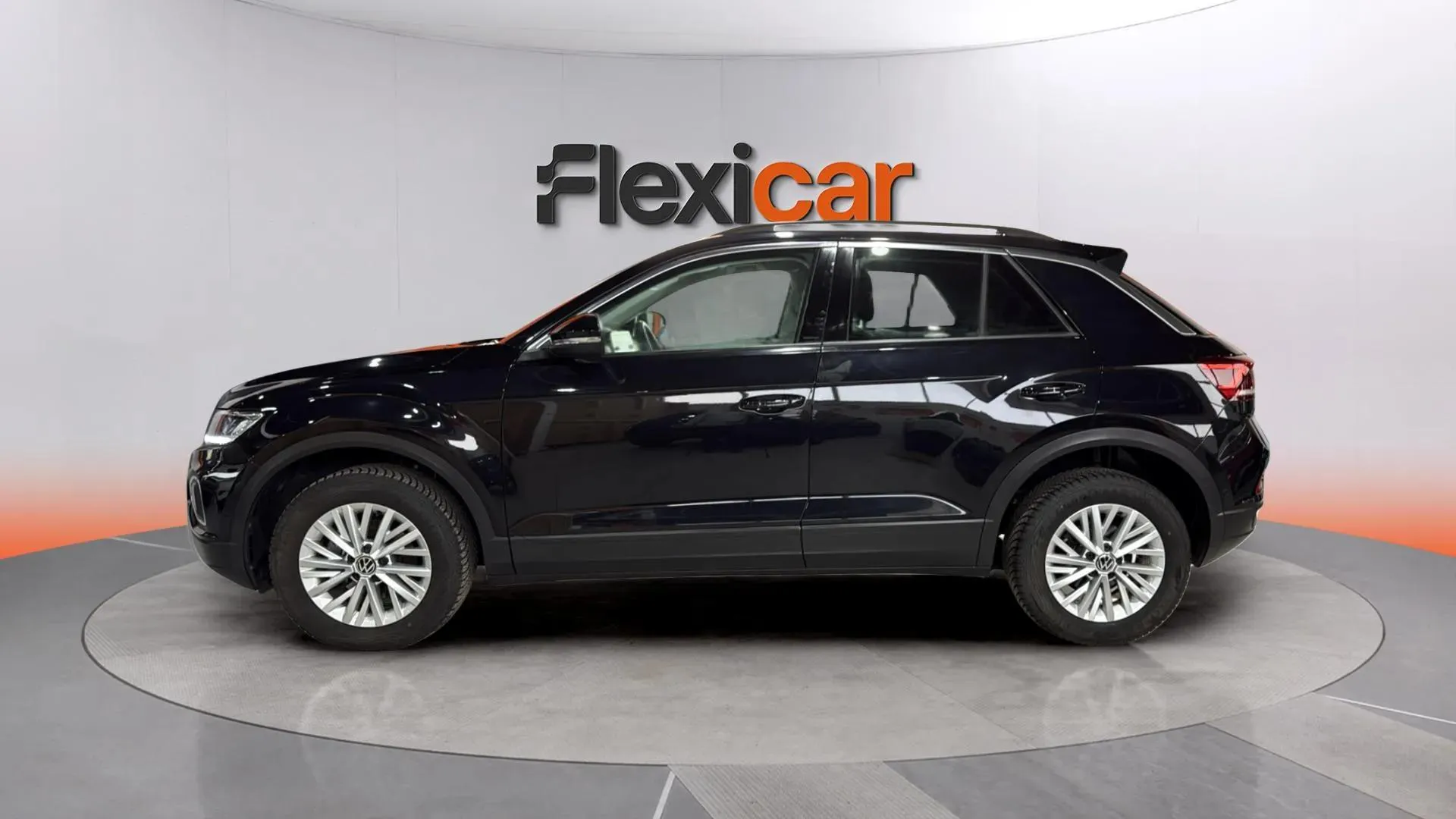 Volkswagen T-Roc 1.0 TSI - foto 6