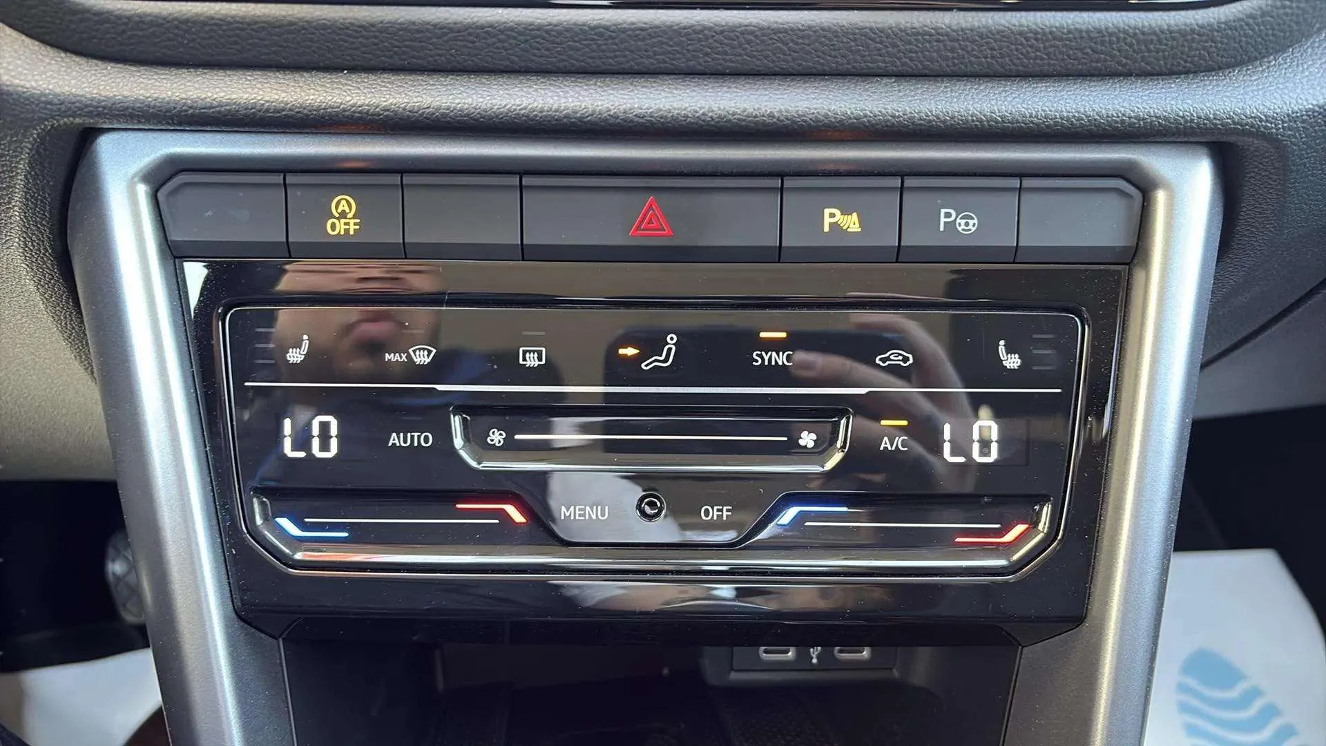 Volkswagen T-Roc 1.0 TSI - foto 15