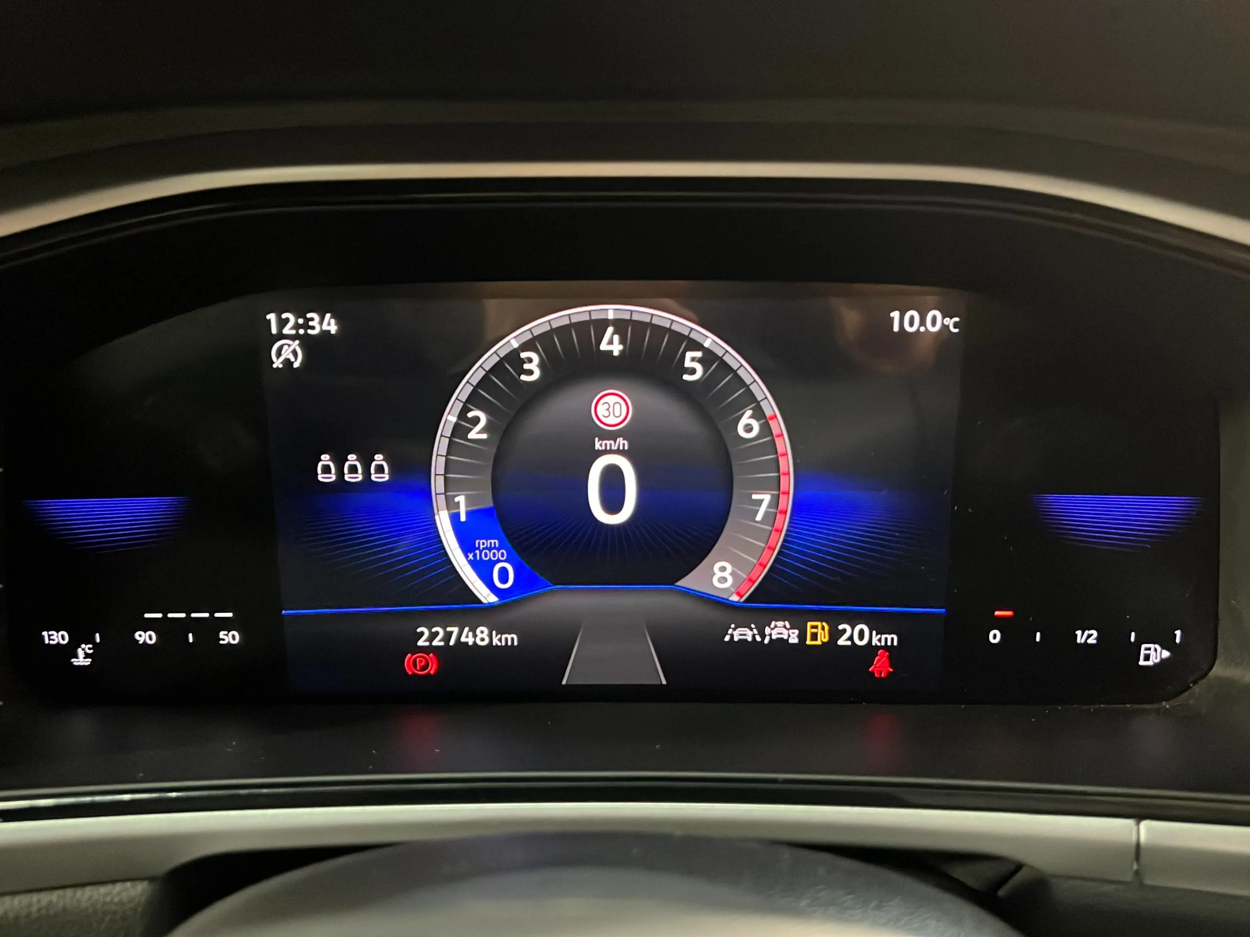 Volkswagen T-Roc 1.0 TSI - foto 10