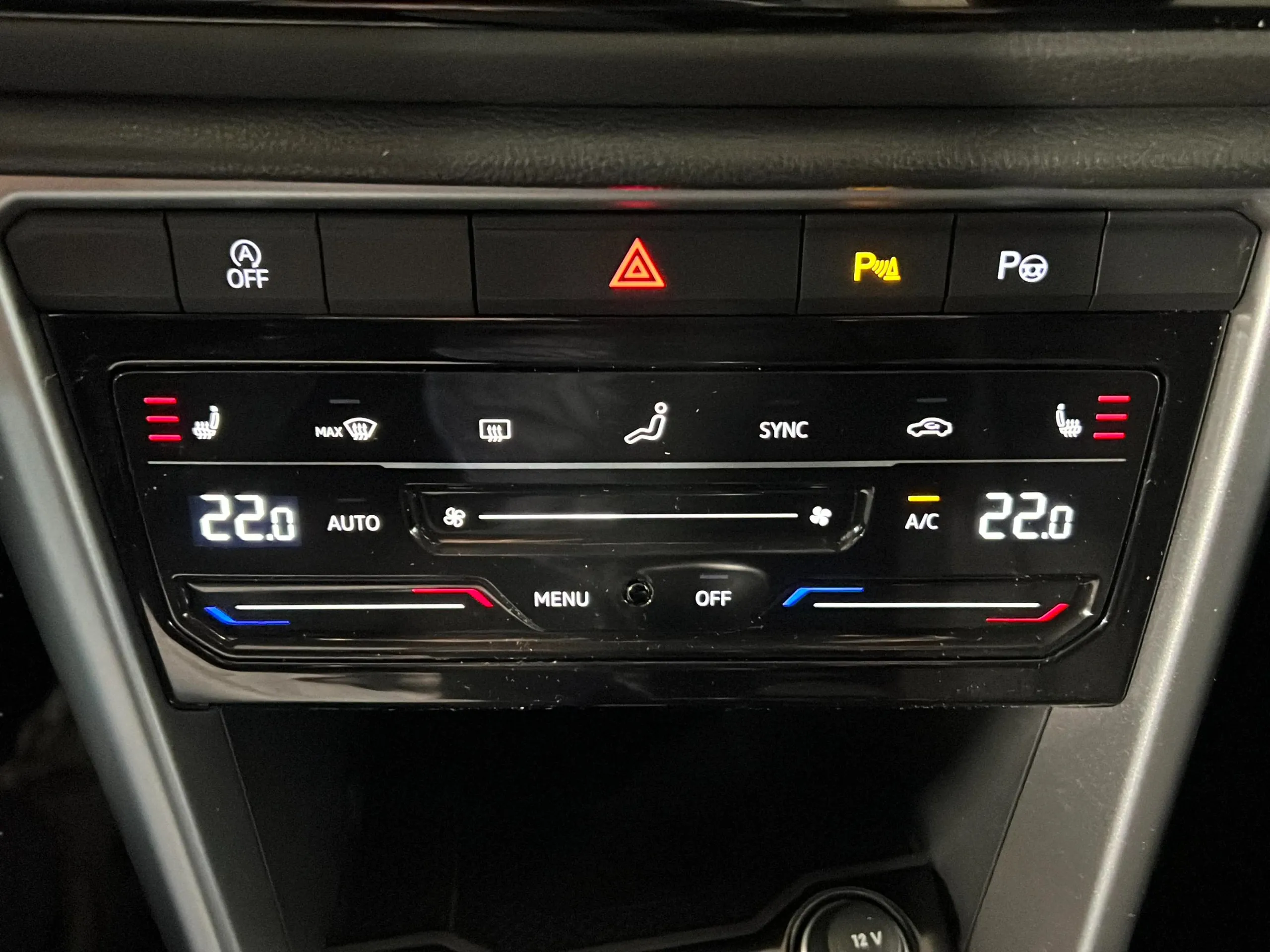 Volkswagen T-Roc 1.0 TSI - foto 14