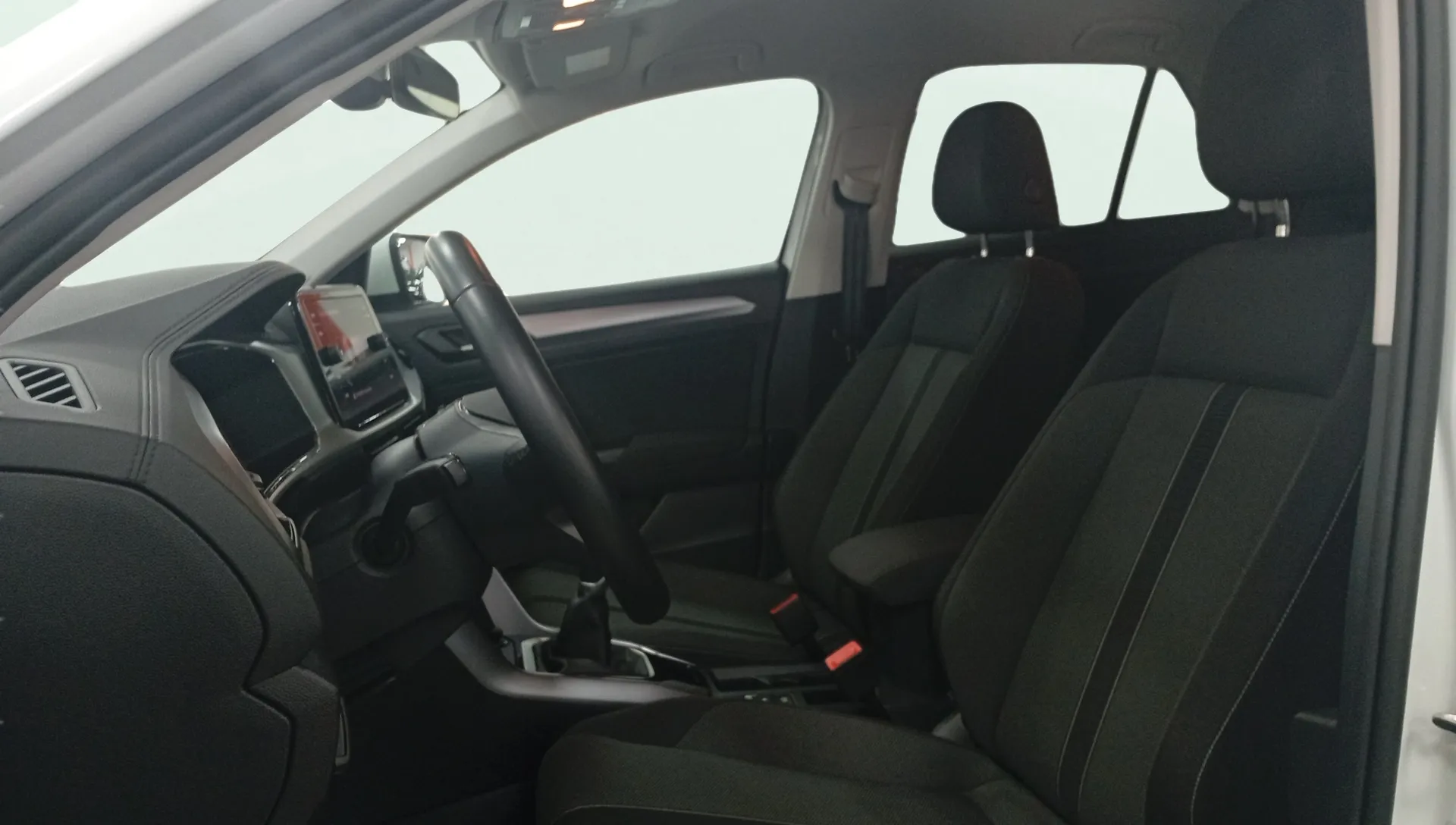 Volkswagen T-Roc 1.0 TSI - foto 21