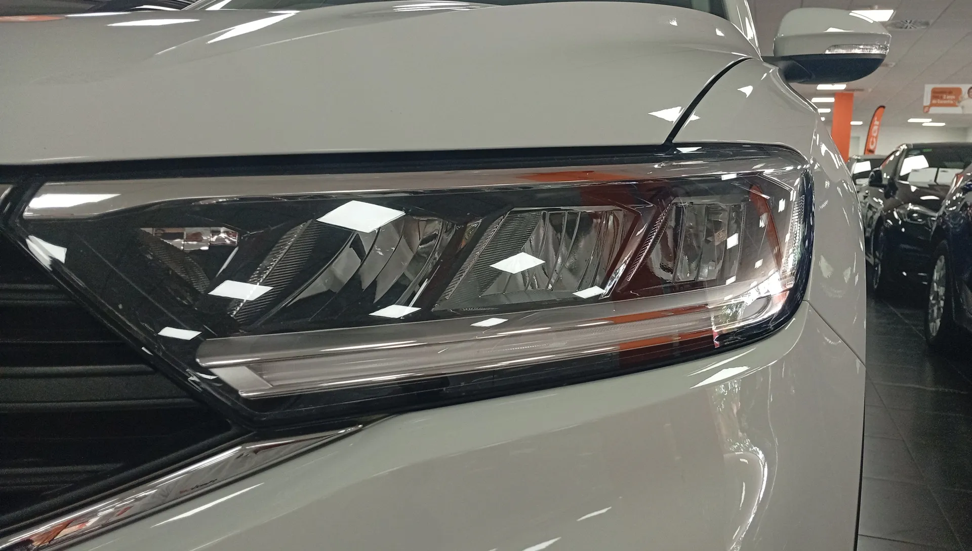 Volkswagen T-Roc 1.0 TSI - foto 30