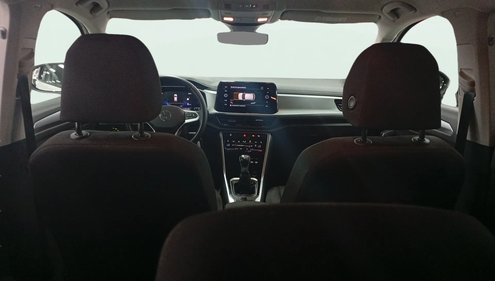 Volkswagen T-Roc 1.0 TSI - foto 23