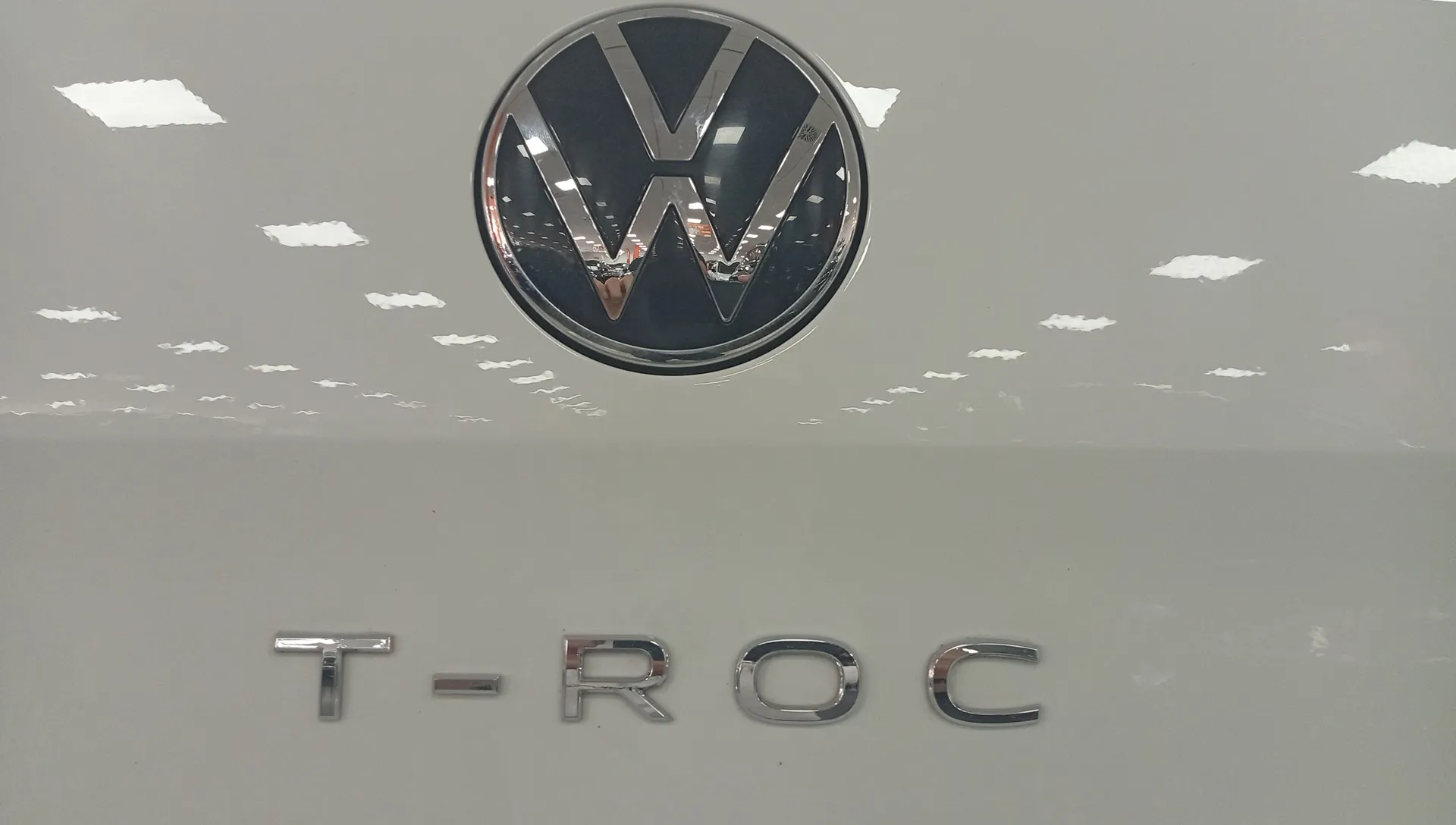 Volkswagen T-Roc 1.0 TSI - foto 25