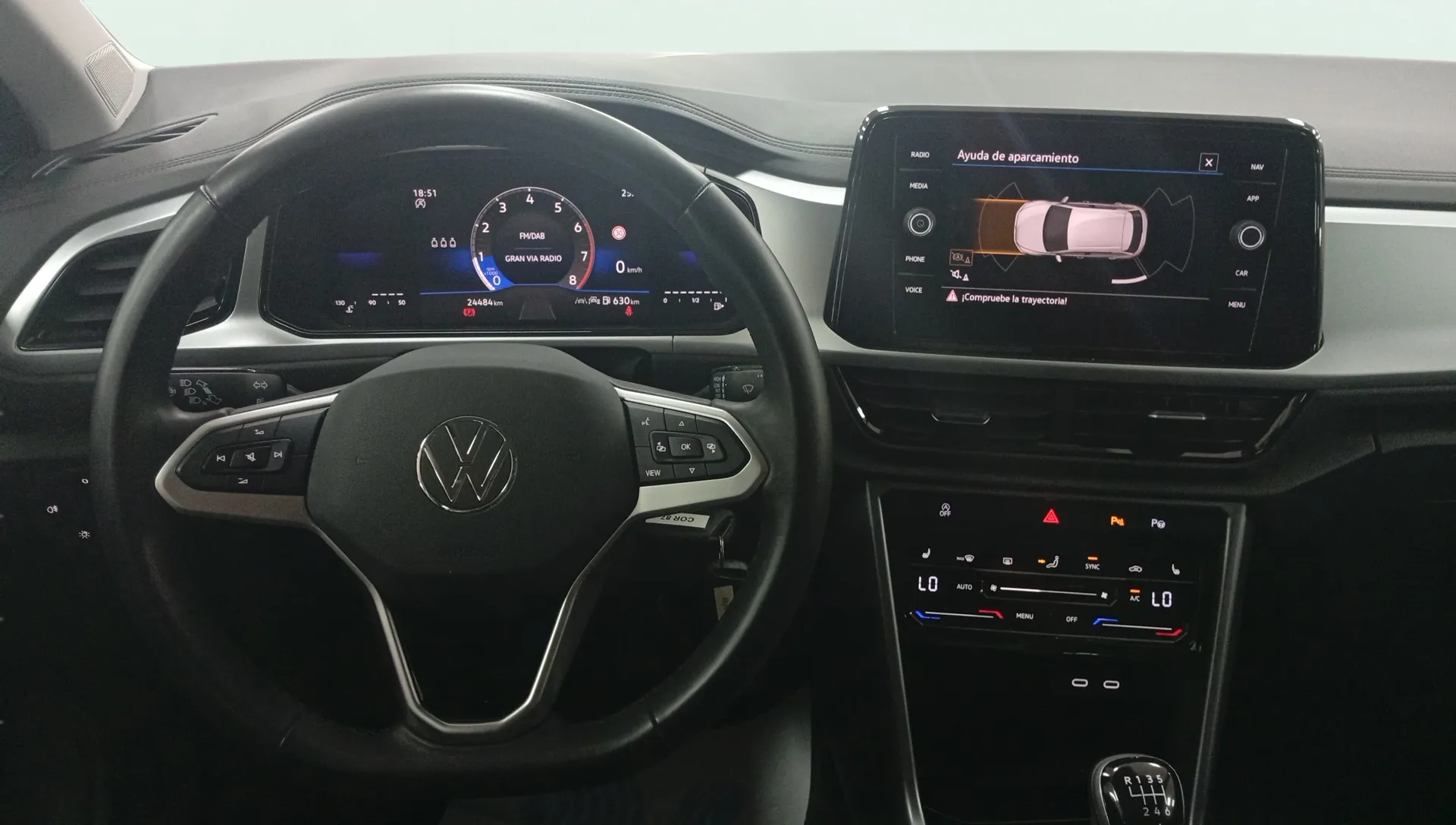 Volkswagen T-Roc 1.0 TSI - foto 9