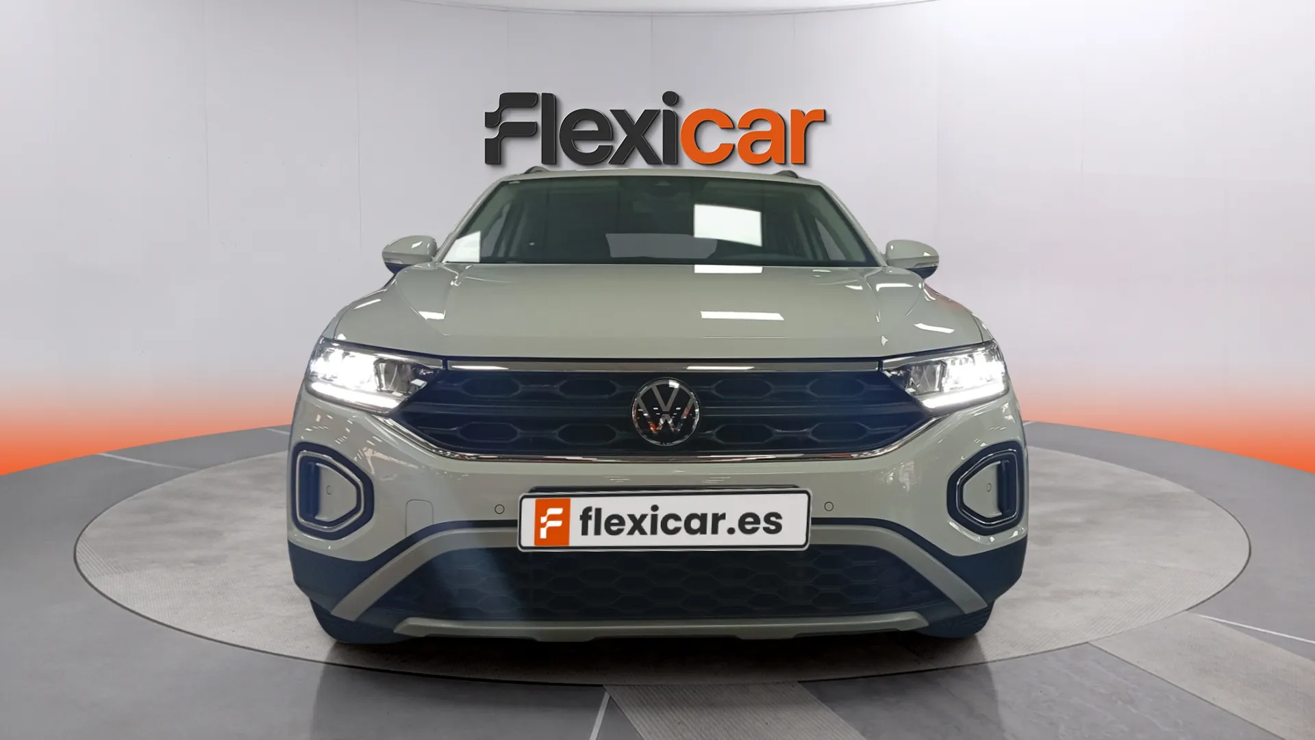 Volkswagen T-Roc 1.0 TSI - foto 2