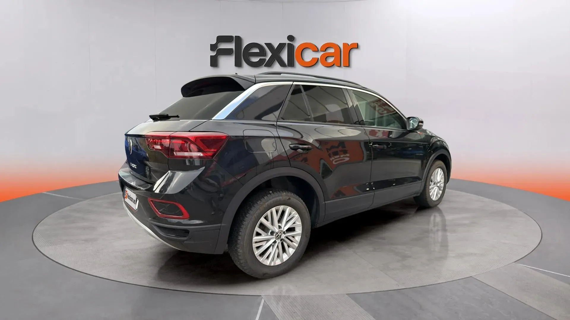 Volkswagen T-Roc "Más" 1.0 TSI - foto 7