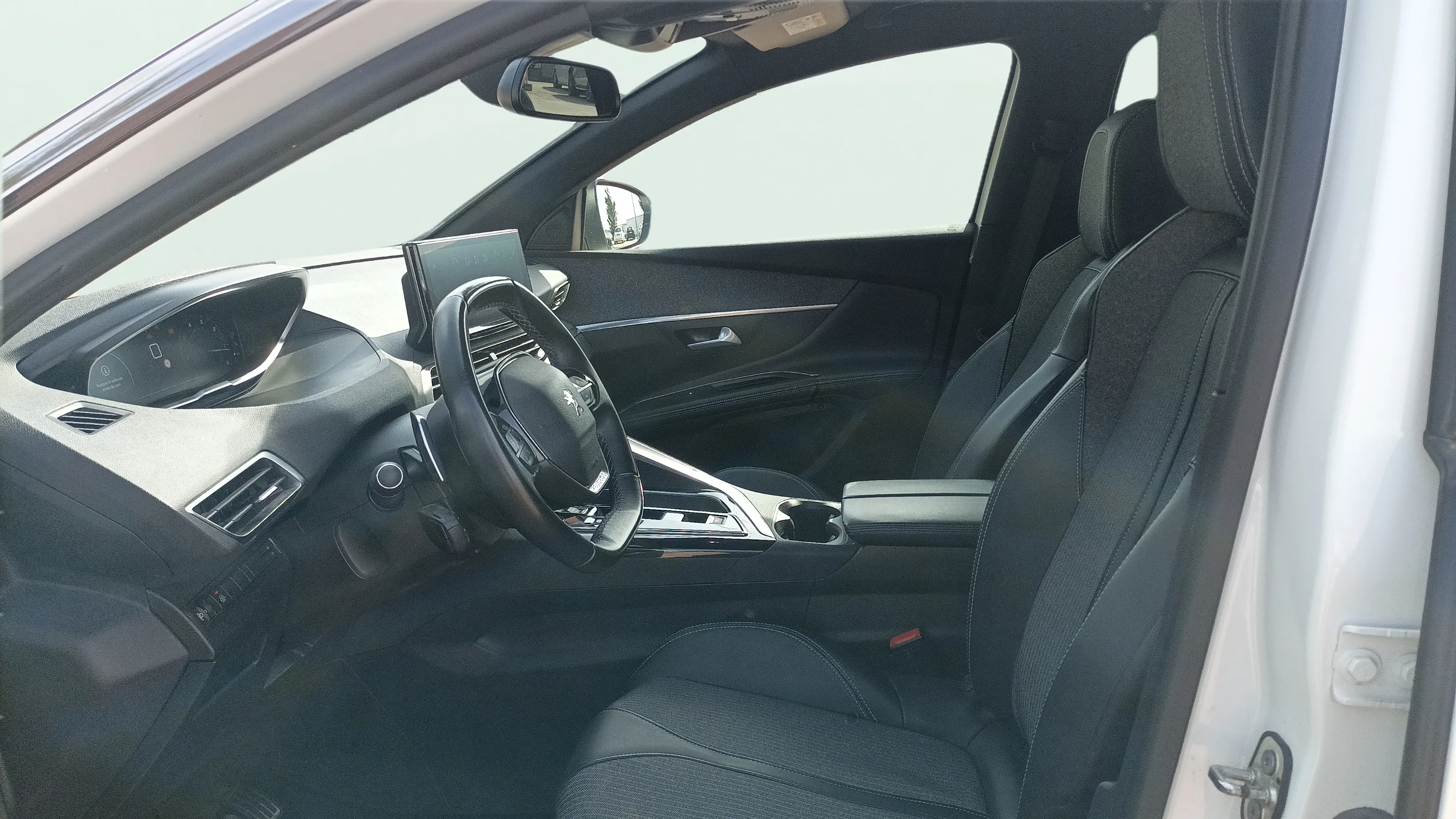 Peugeot 5008 1.5 BlueHDi Allure Pack EAT8 - foto 12