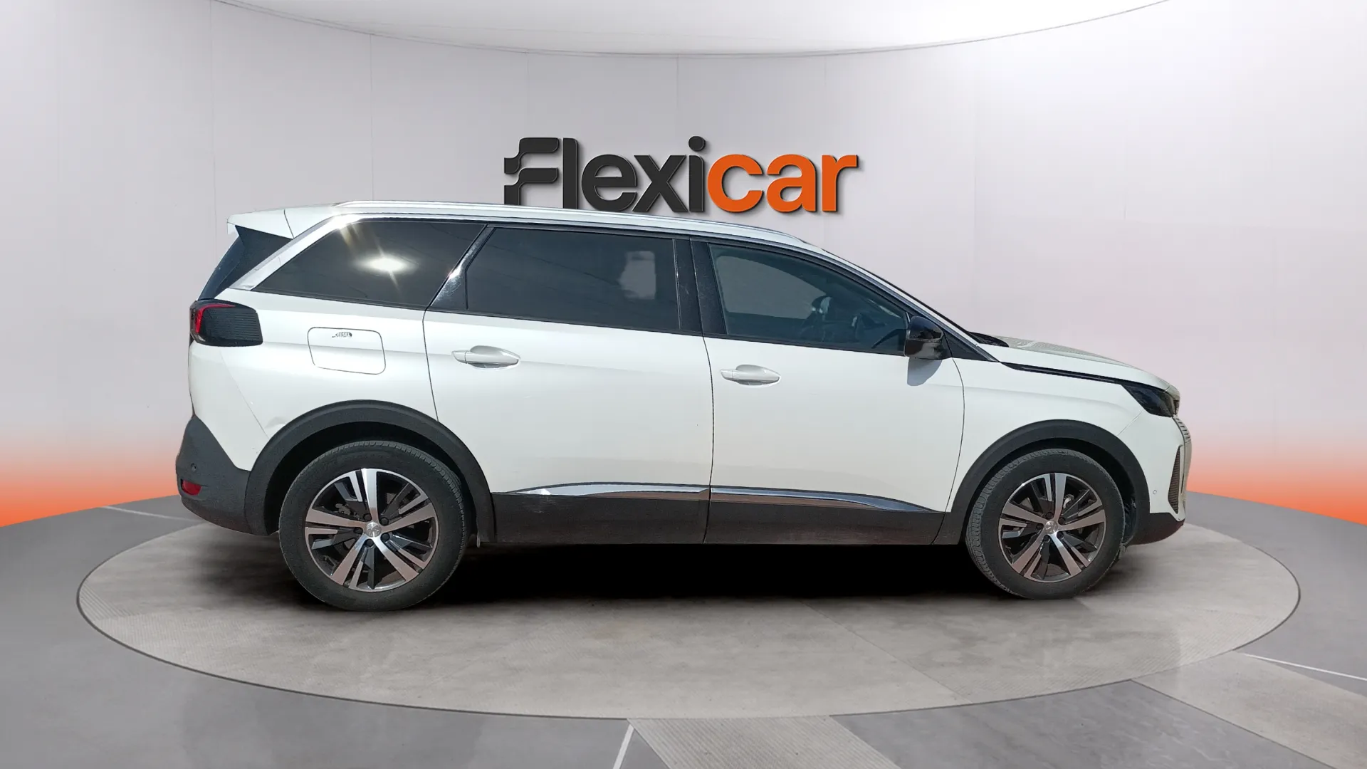 Peugeot 5008 1.5 BlueHDi Allure Pack EAT8 - foto 7