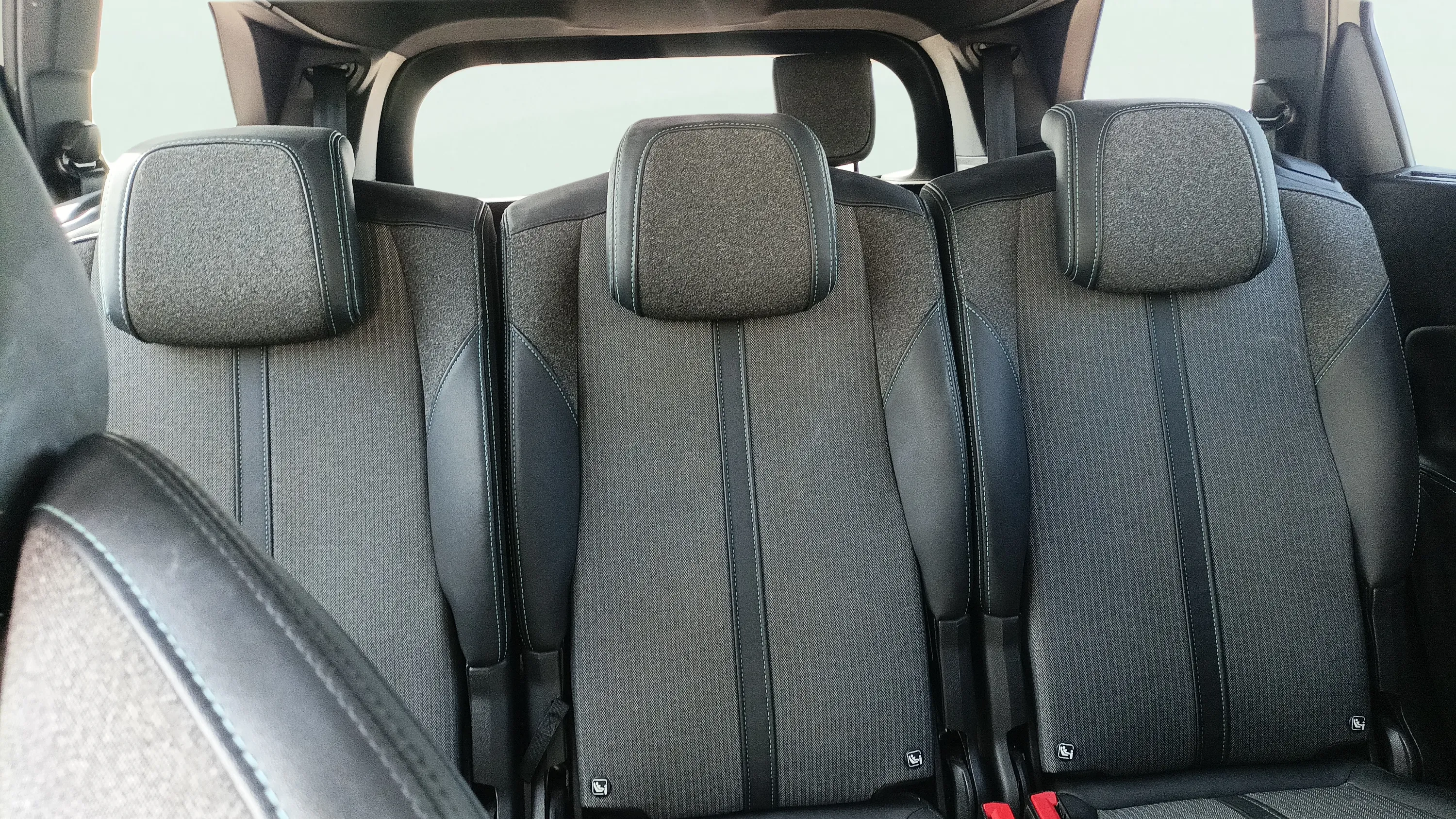 Peugeot 5008 1.5 BlueHDi Allure Pack EAT8 - foto 15