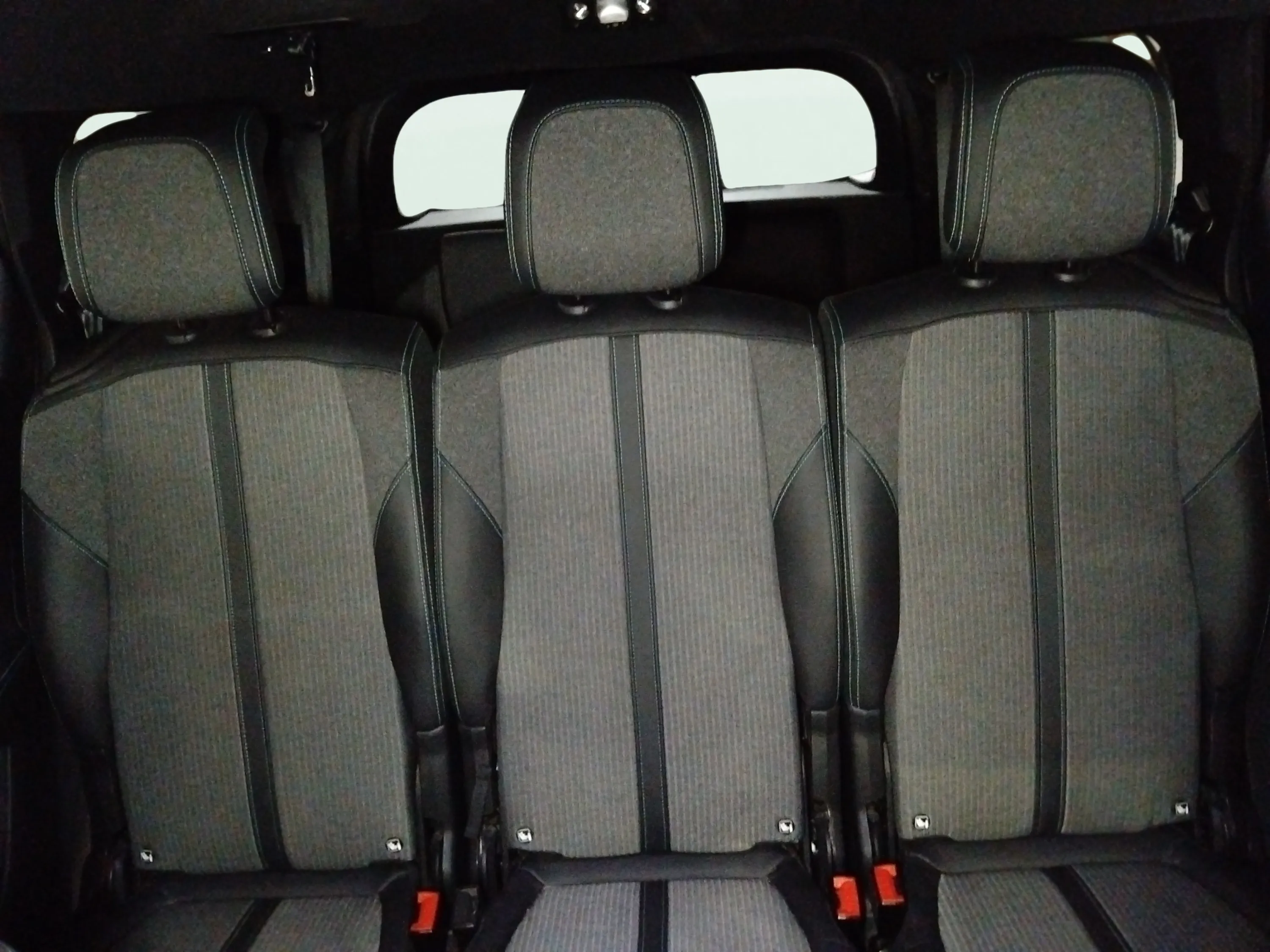 Peugeot 5008 1.5 BlueHDi Allure Pack EAT8 - foto 15