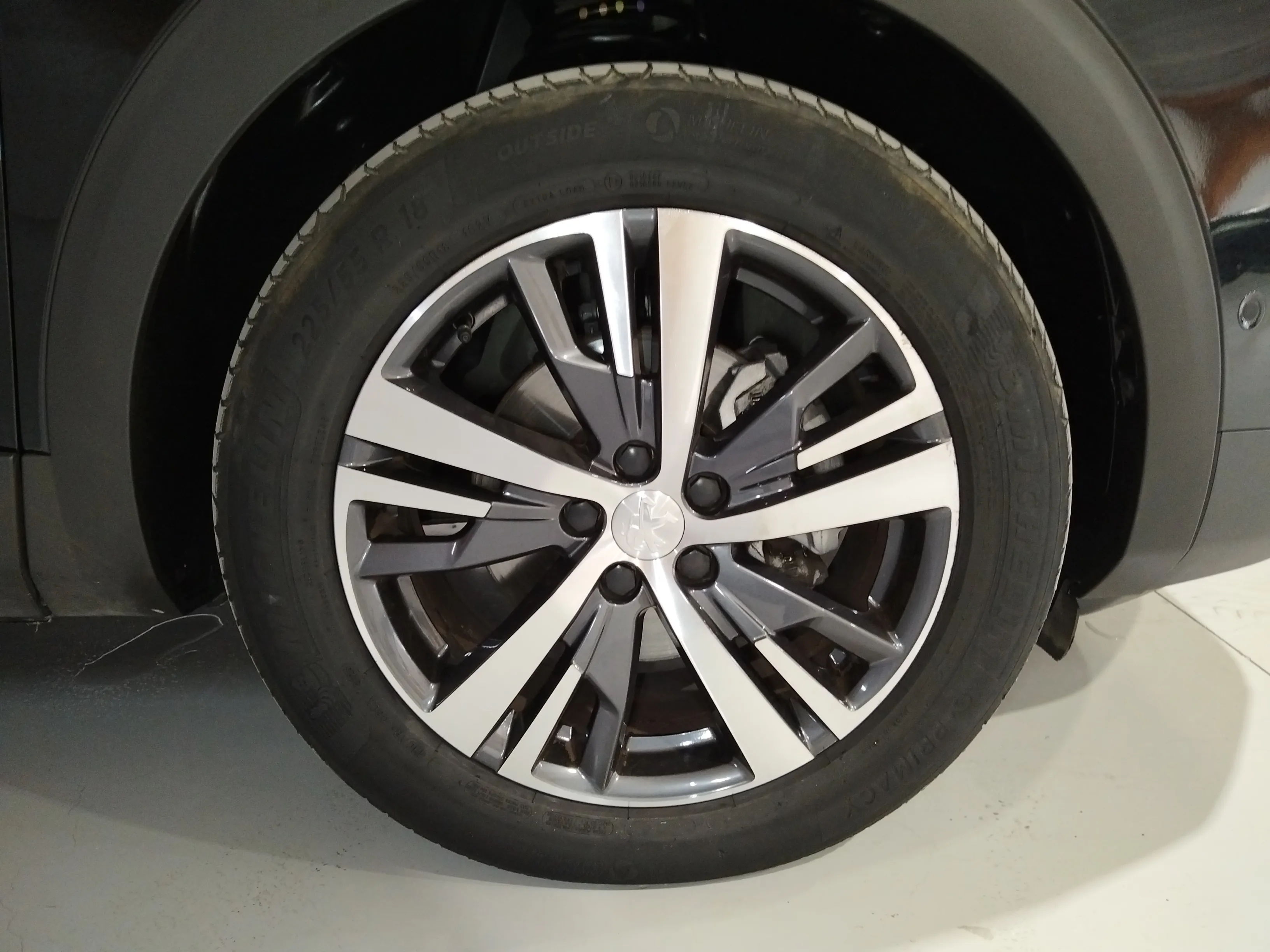 Peugeot 5008 1.5 BlueHDi Allure Pack EAT8 - foto 17
