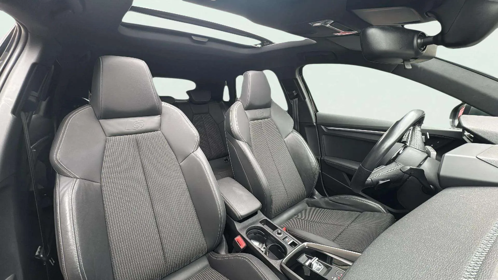 Audi A3 S3 Sportback TFSI quattro S tronic - foto 14