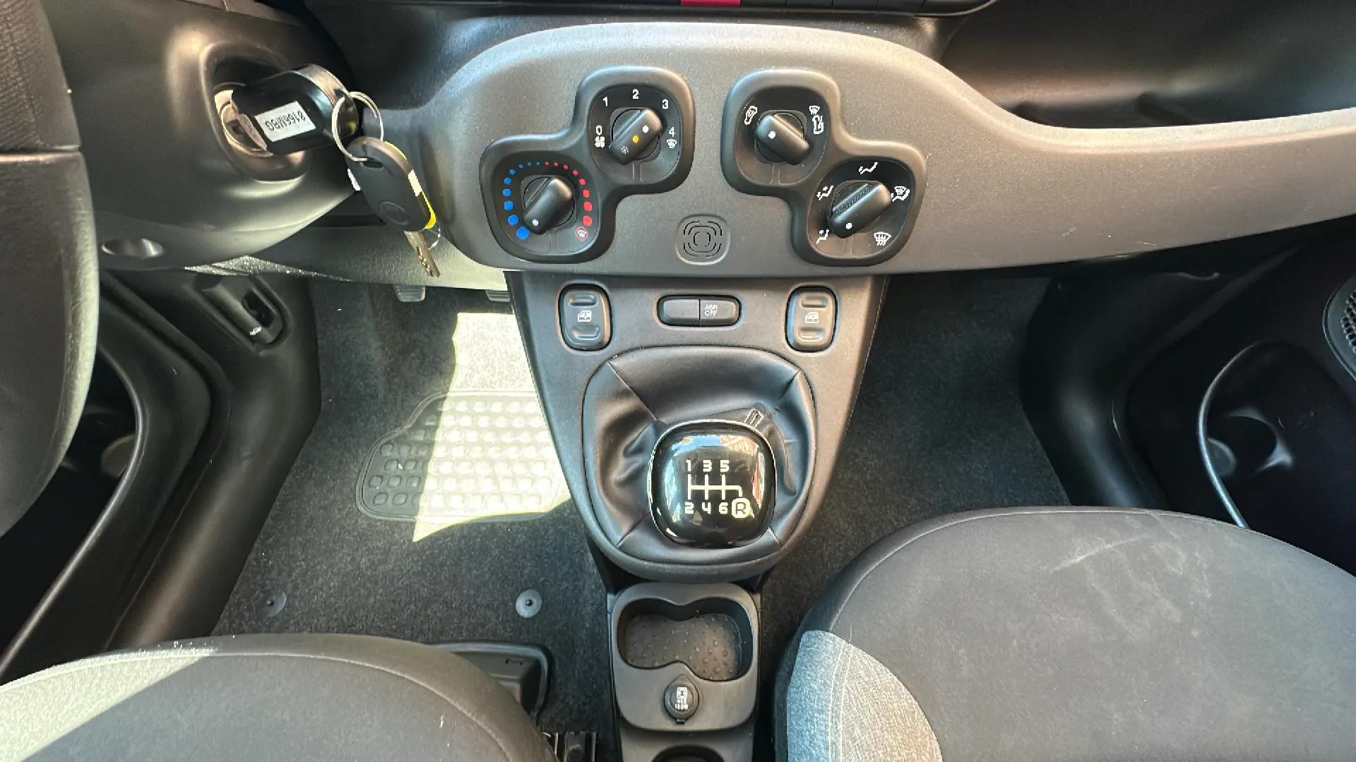 Fiat Panda Hybrid 1.0 Gse - foto 10
