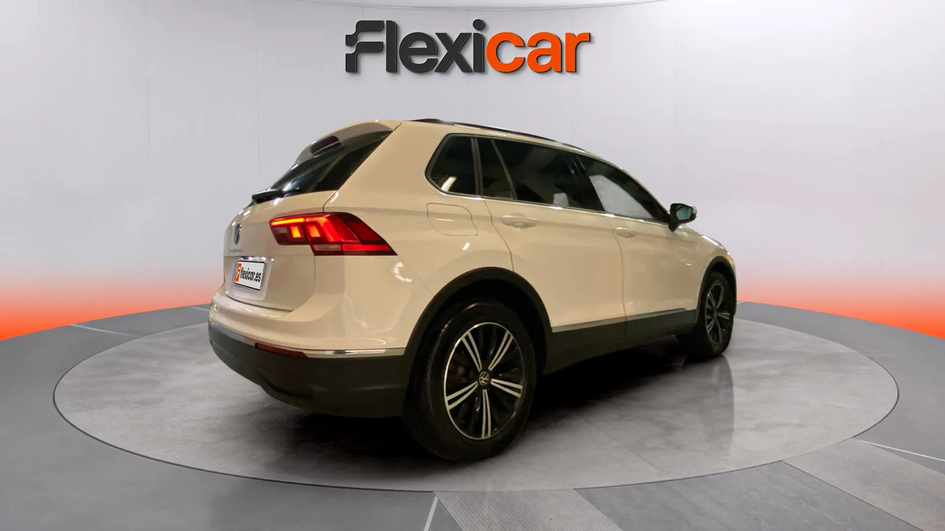 Volkswagen Tiguan Life 2.0 TDI - foto 2