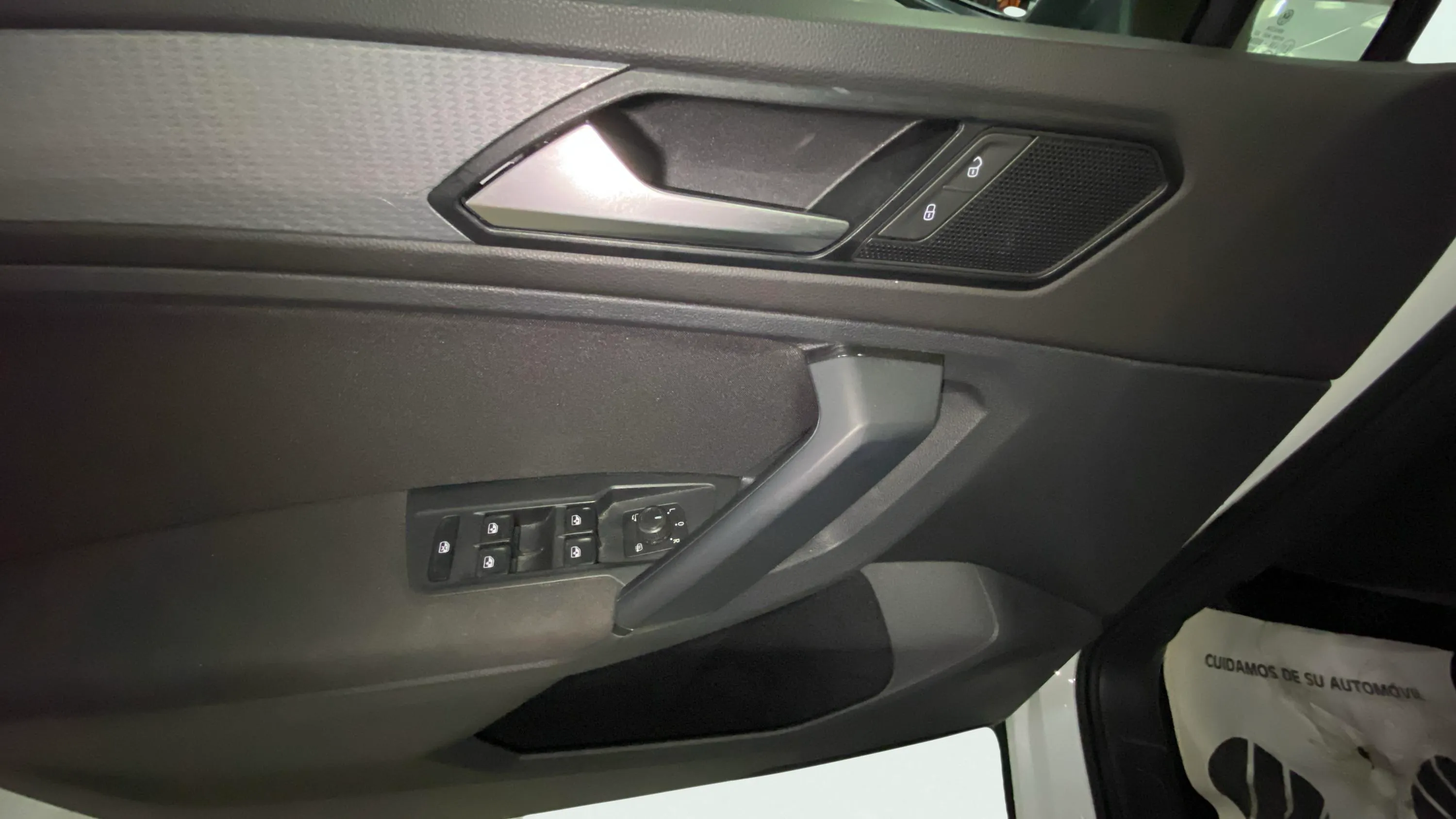 Volkswagen Tiguan Life 2.0 TDI - foto 27