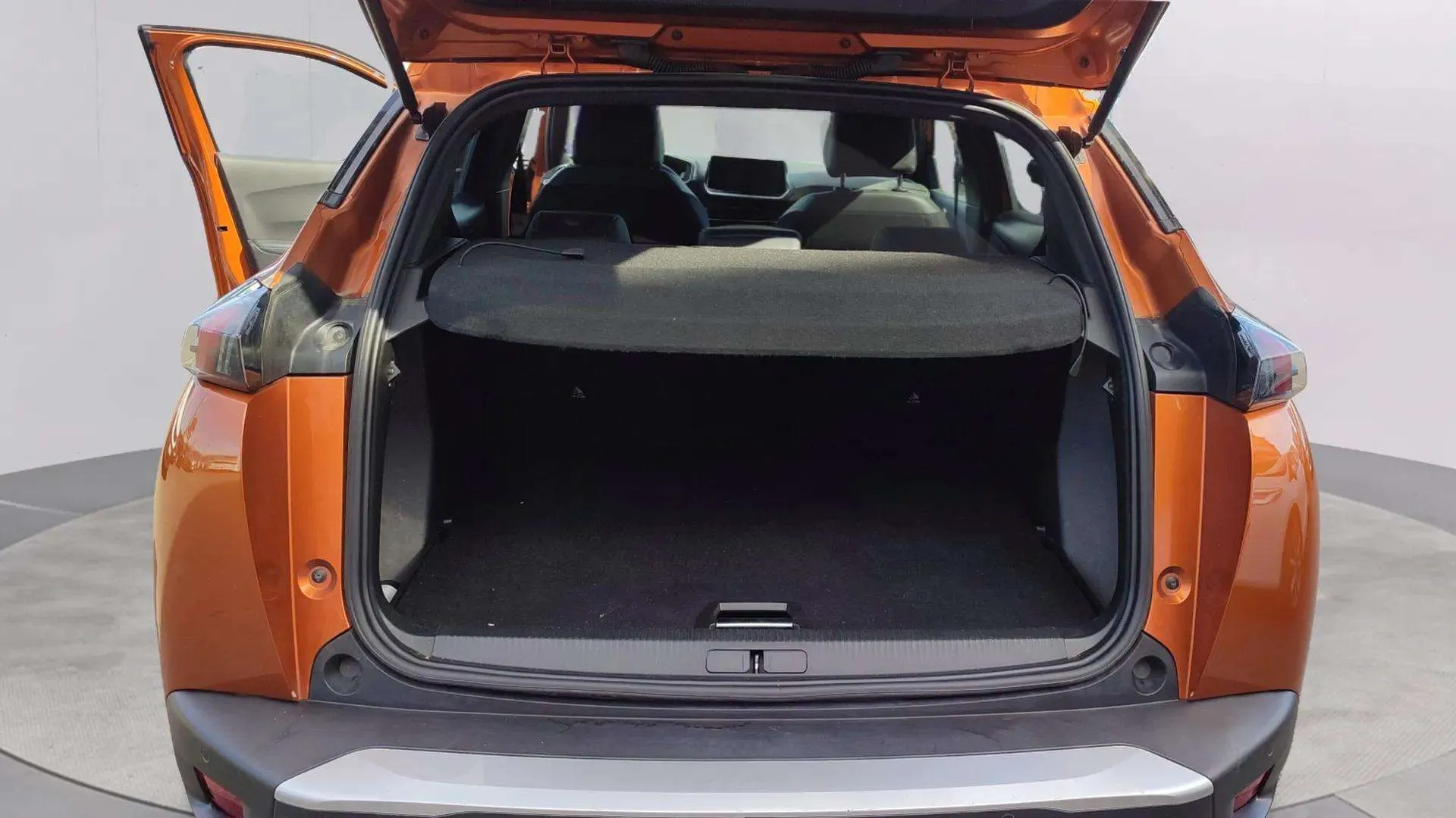 Peugeot 2008 Allure Pack PureTech 100 - foto 9